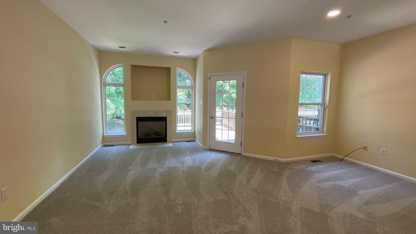 STONEHAVEN - Residential Lease