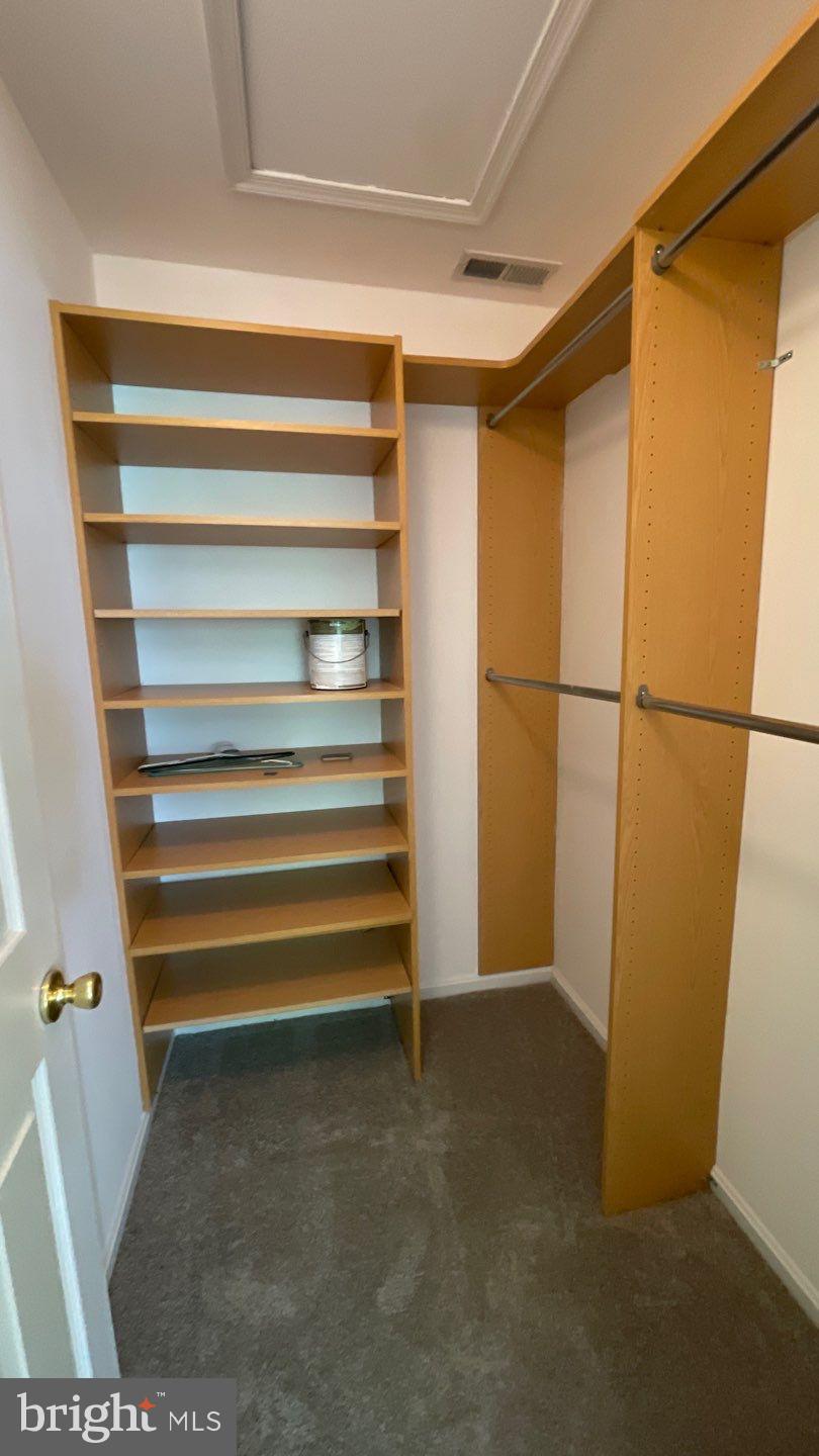 STONEHAVEN - Residential Lease