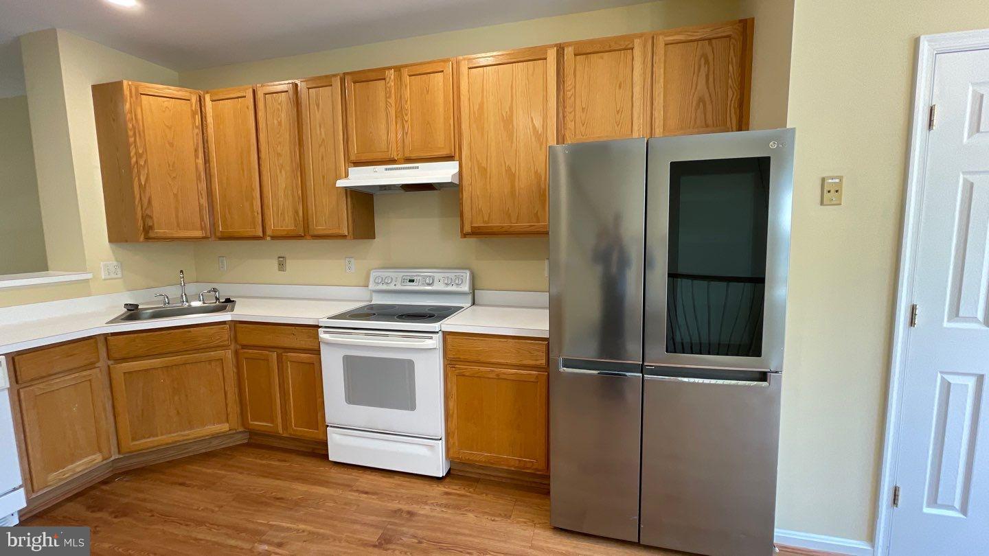 STONEHAVEN - Residential Lease