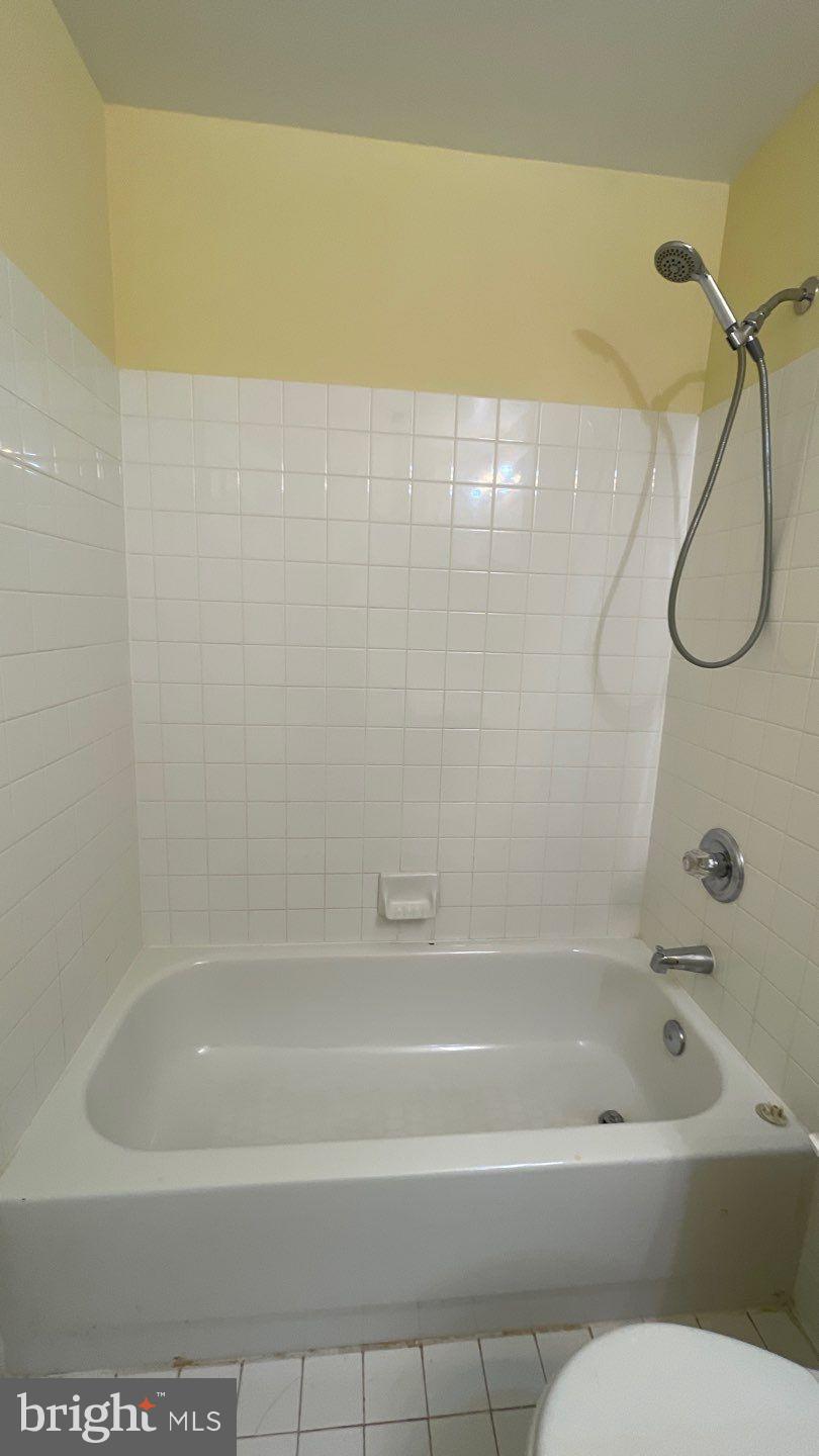 STONEHAVEN - Residential Lease