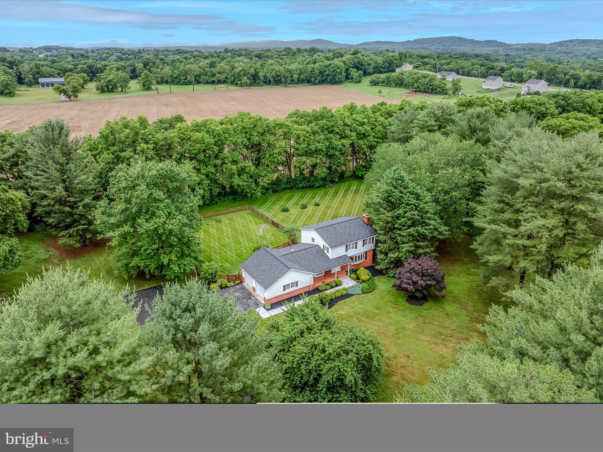 HONEYWOOD ON THE POTOMAC - Residential