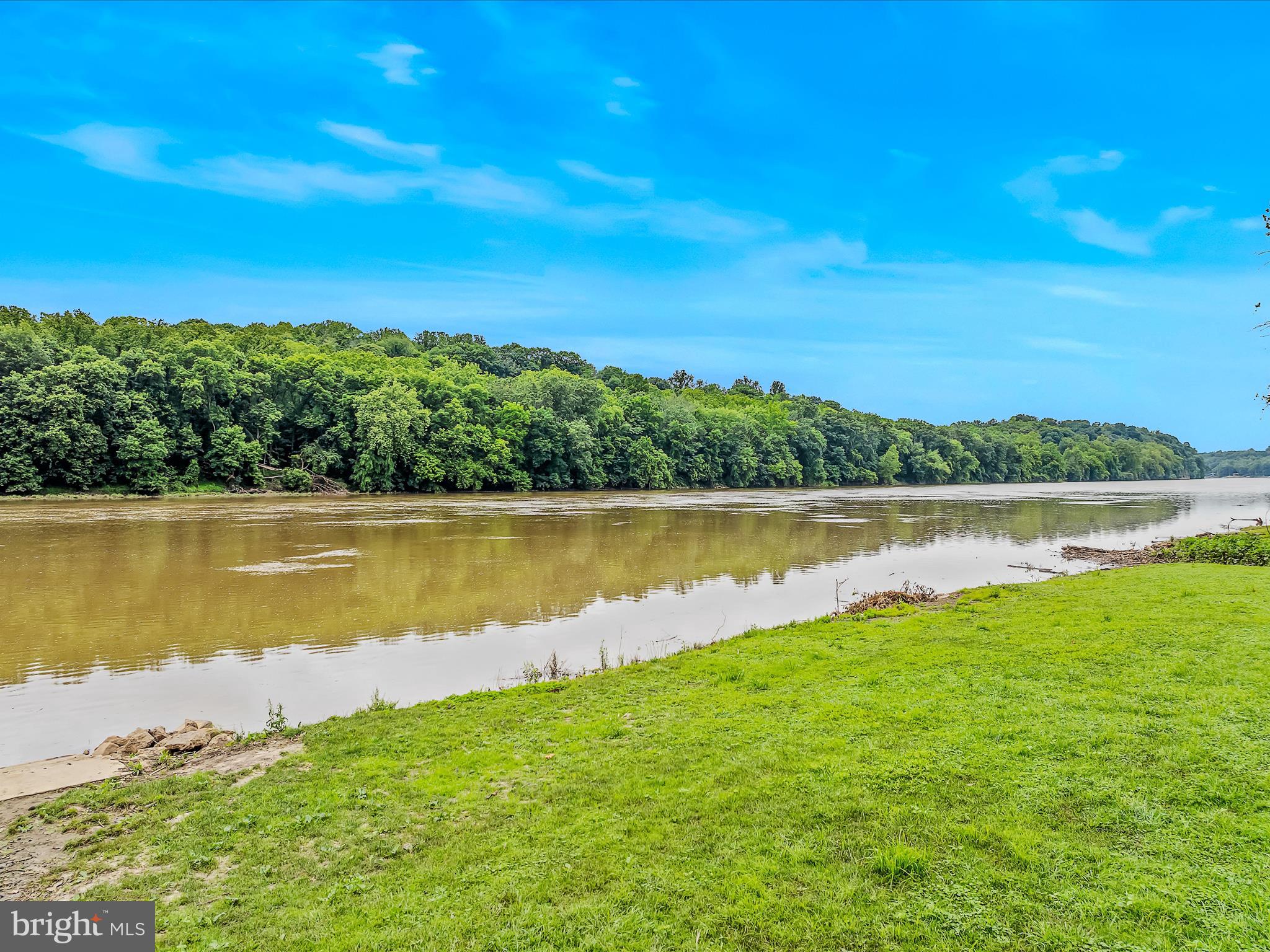 HONEYWOOD ON THE POTOMAC - Residential