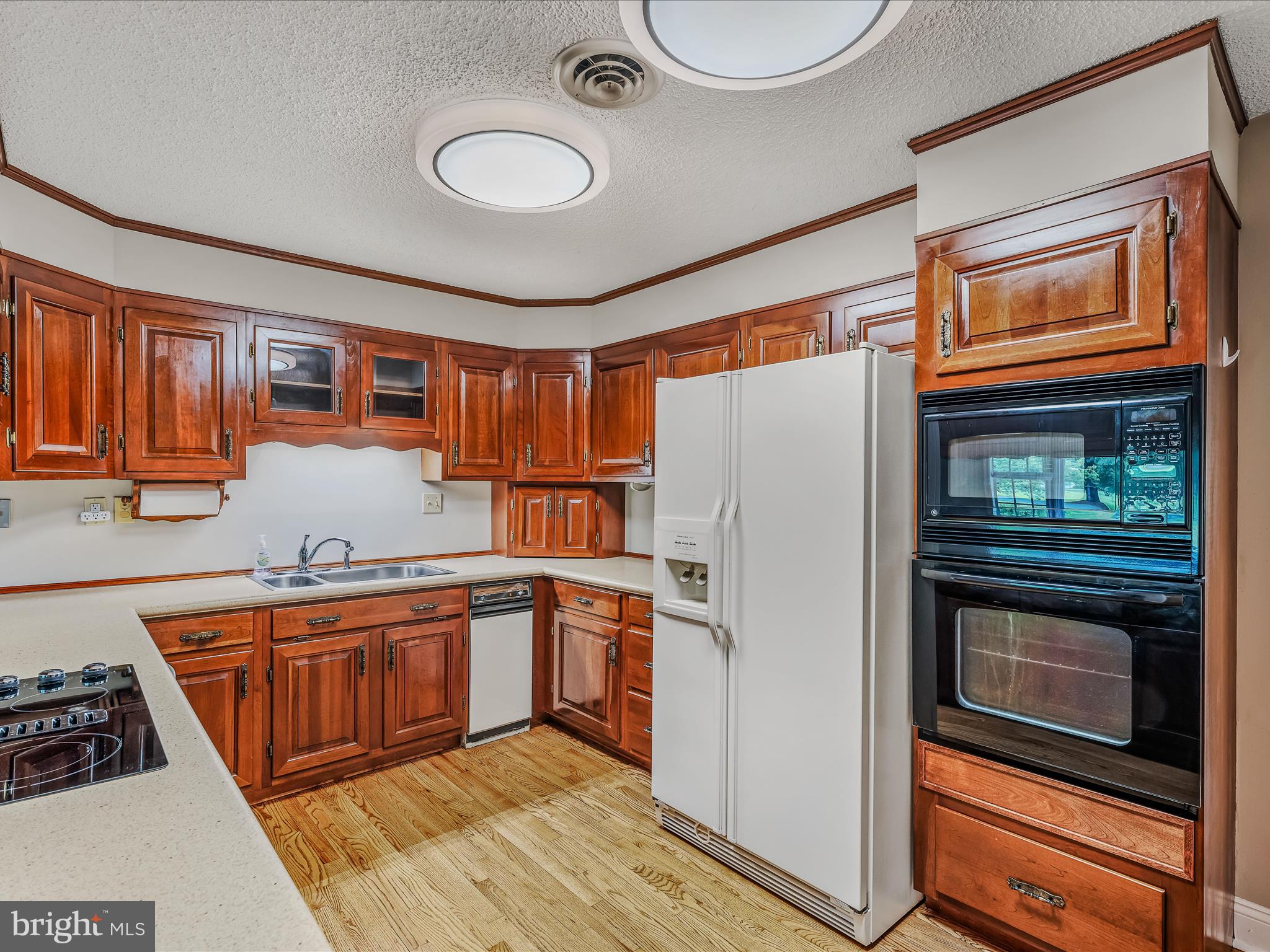 HONEYWOOD ON THE POTOMAC - Residential