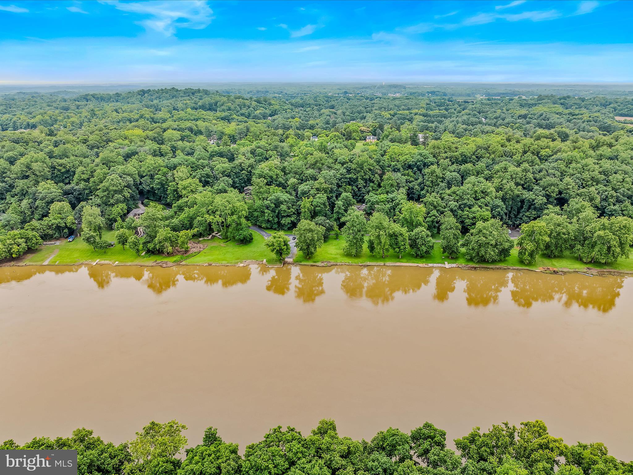 HONEYWOOD ON THE POTOMAC - Residential