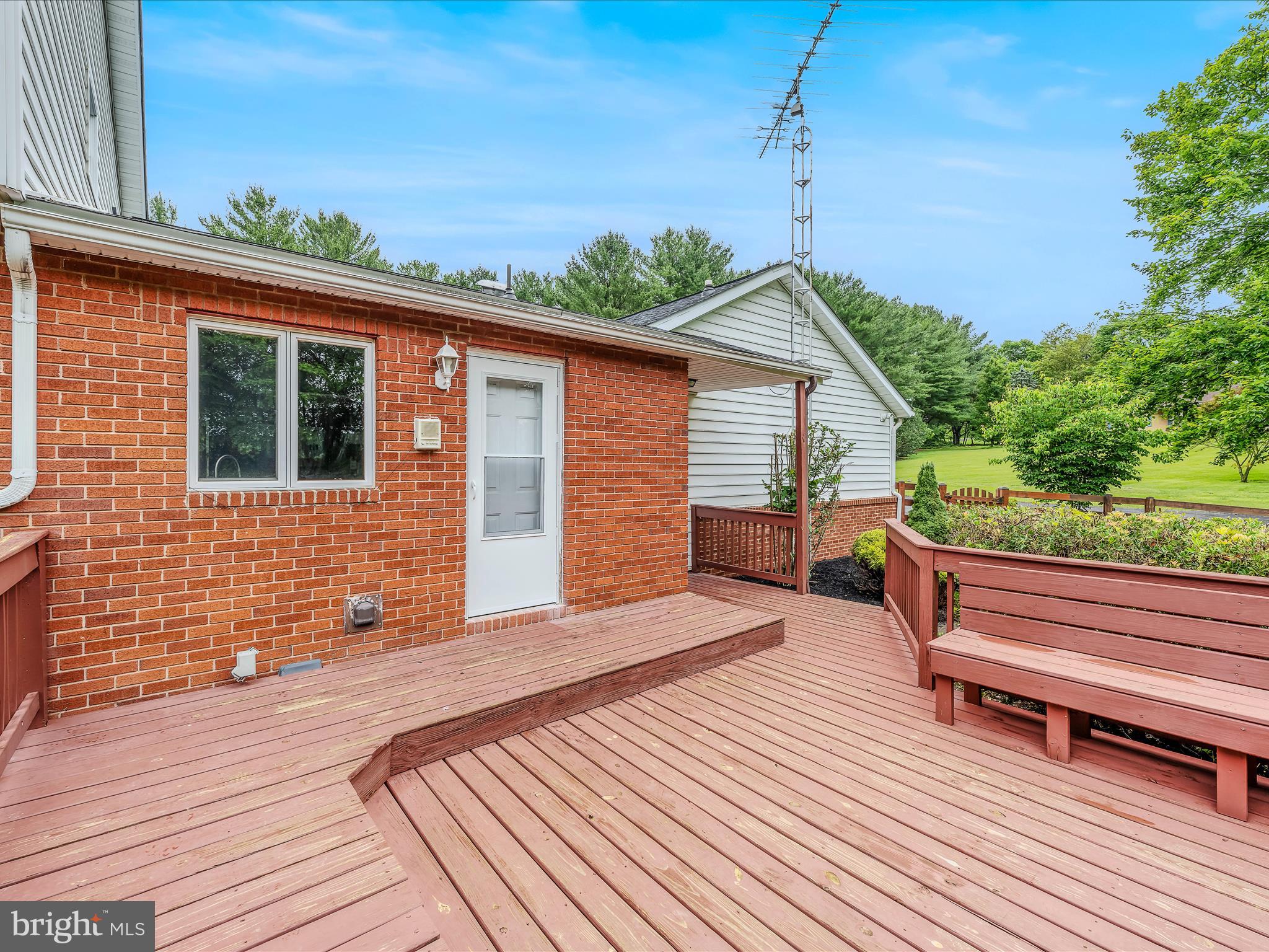 HONEYWOOD ON THE POTOMAC - Residential