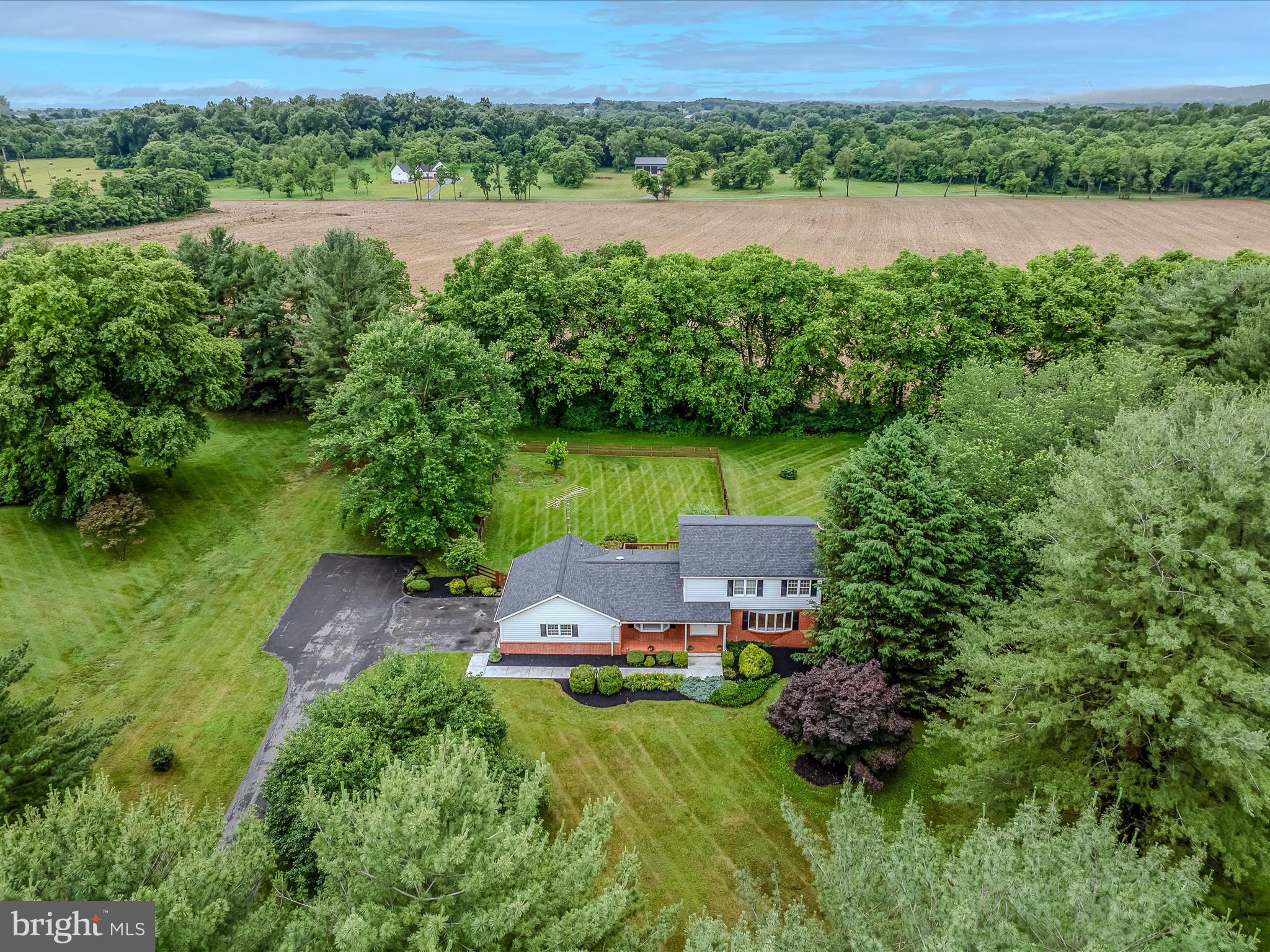 HONEYWOOD ON THE POTOMAC - Residential