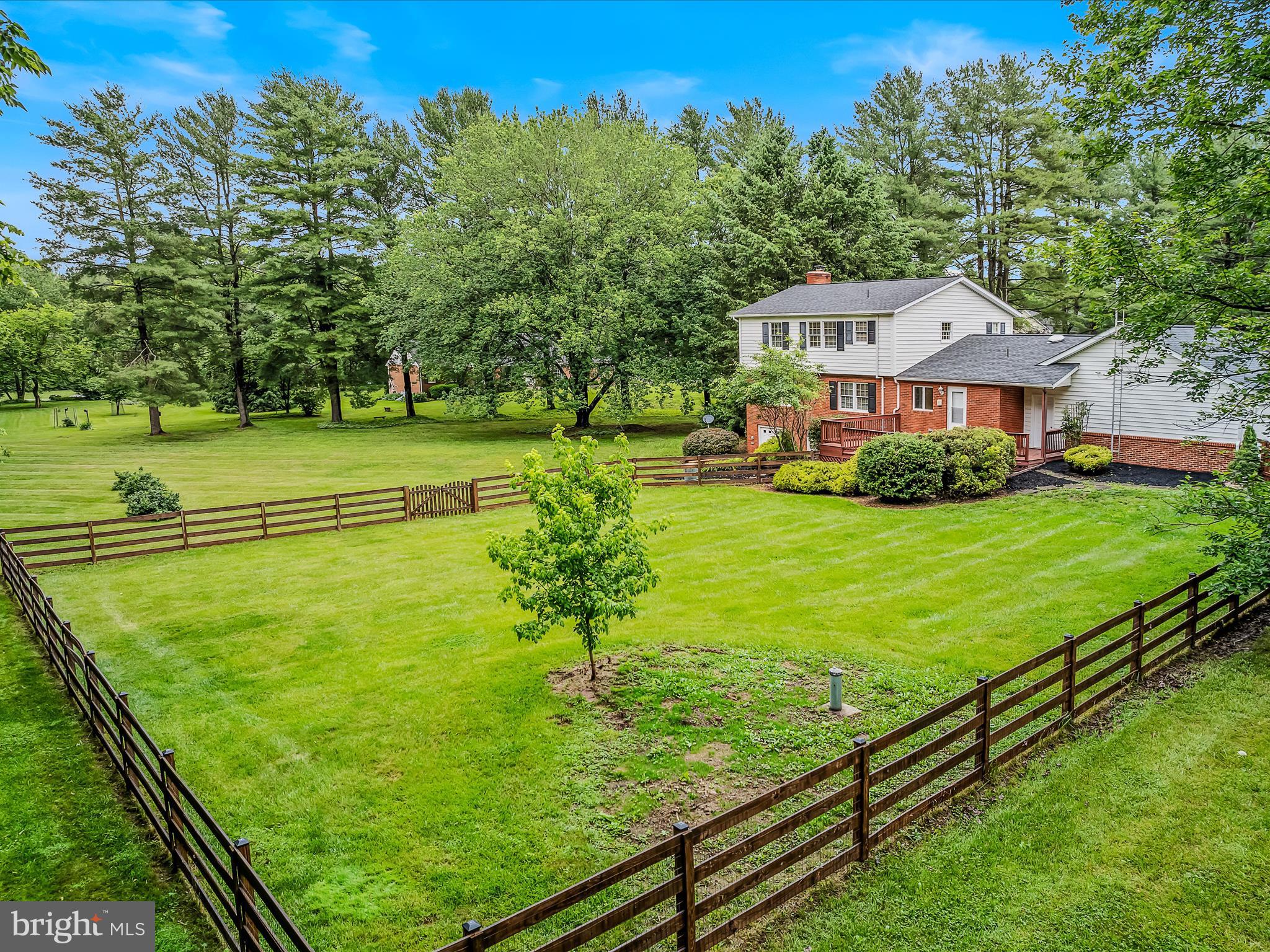 HONEYWOOD ON THE POTOMAC - Residential