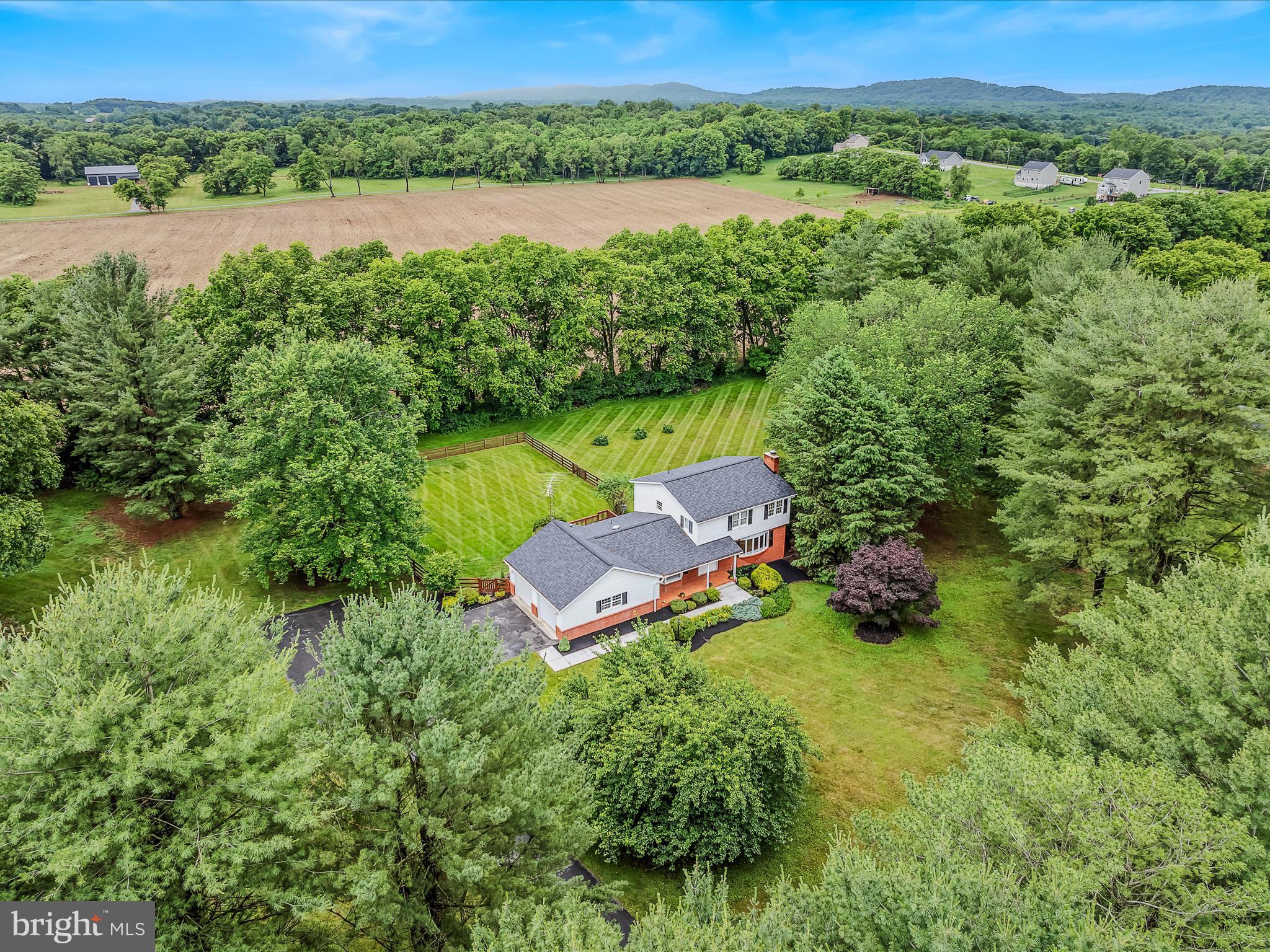 HONEYWOOD ON THE POTOMAC - Residential