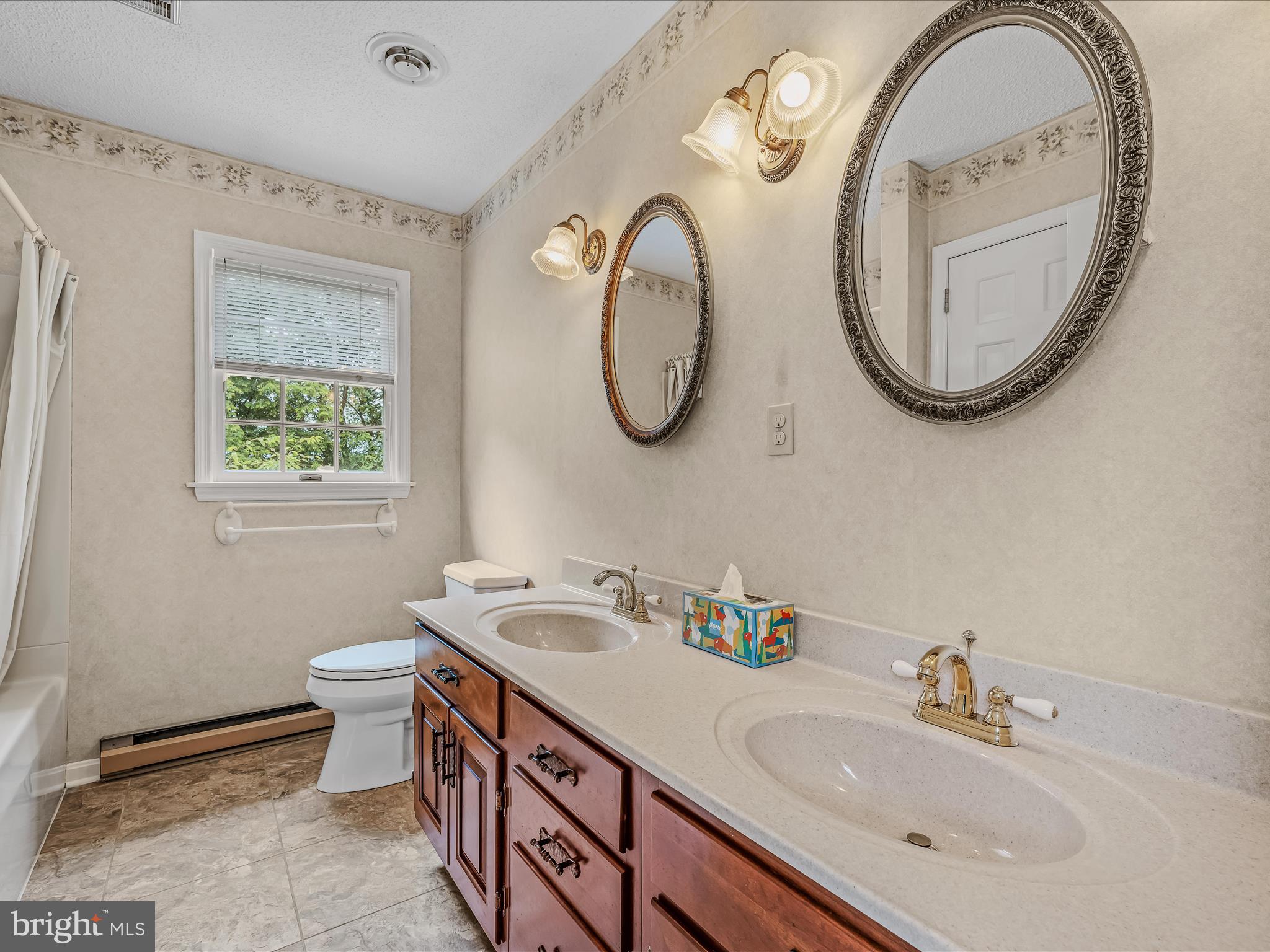 HONEYWOOD ON THE POTOMAC - Residential