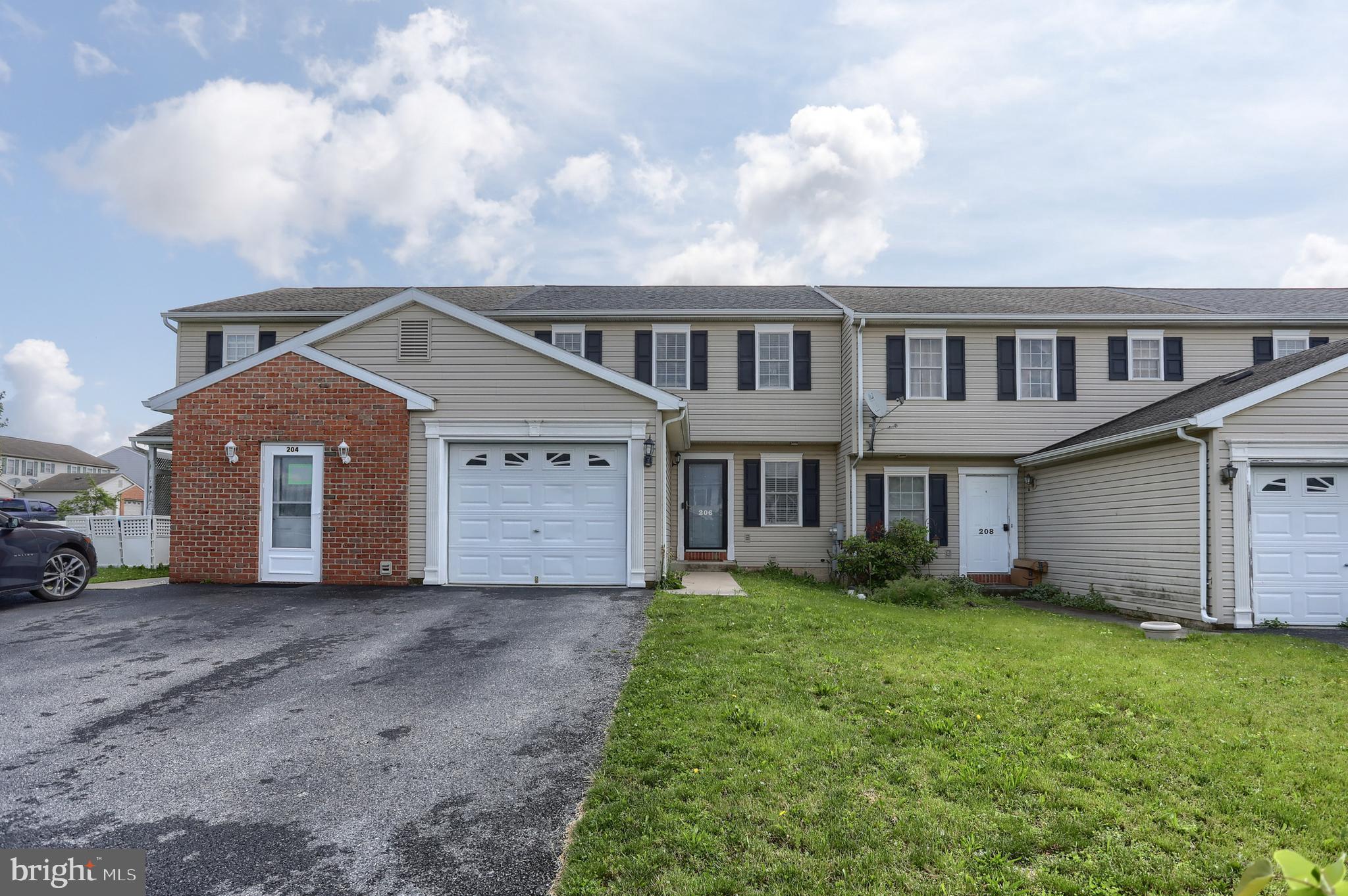 206 LIGHTHOUSE DRIVE