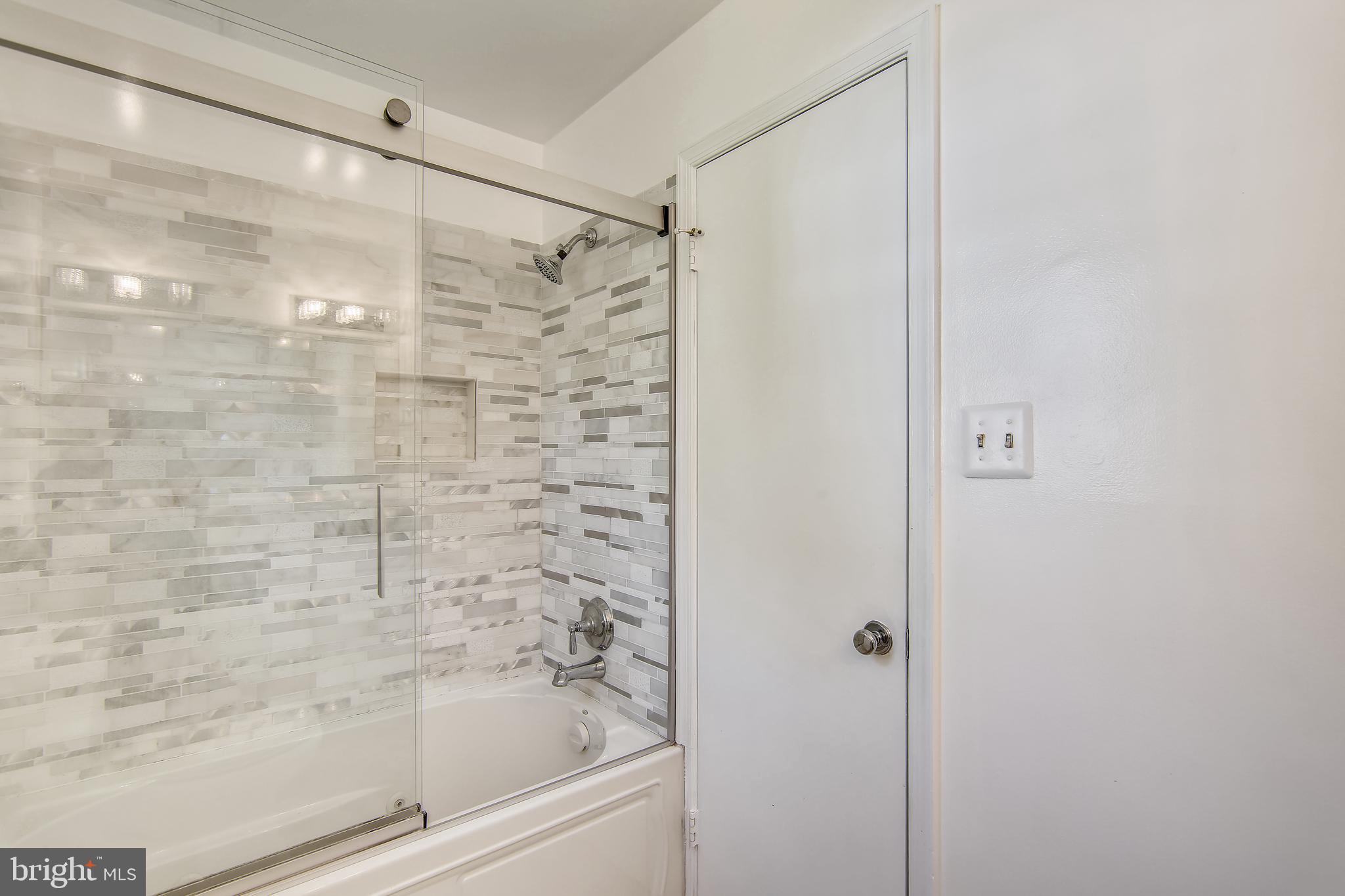 KEMP MILL - Residential Lease