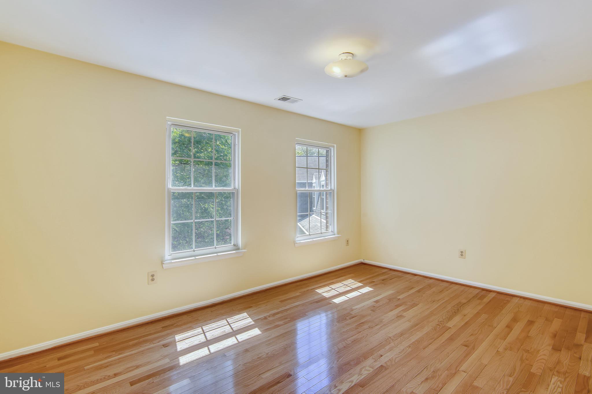 KEMP MILL - Residential Lease