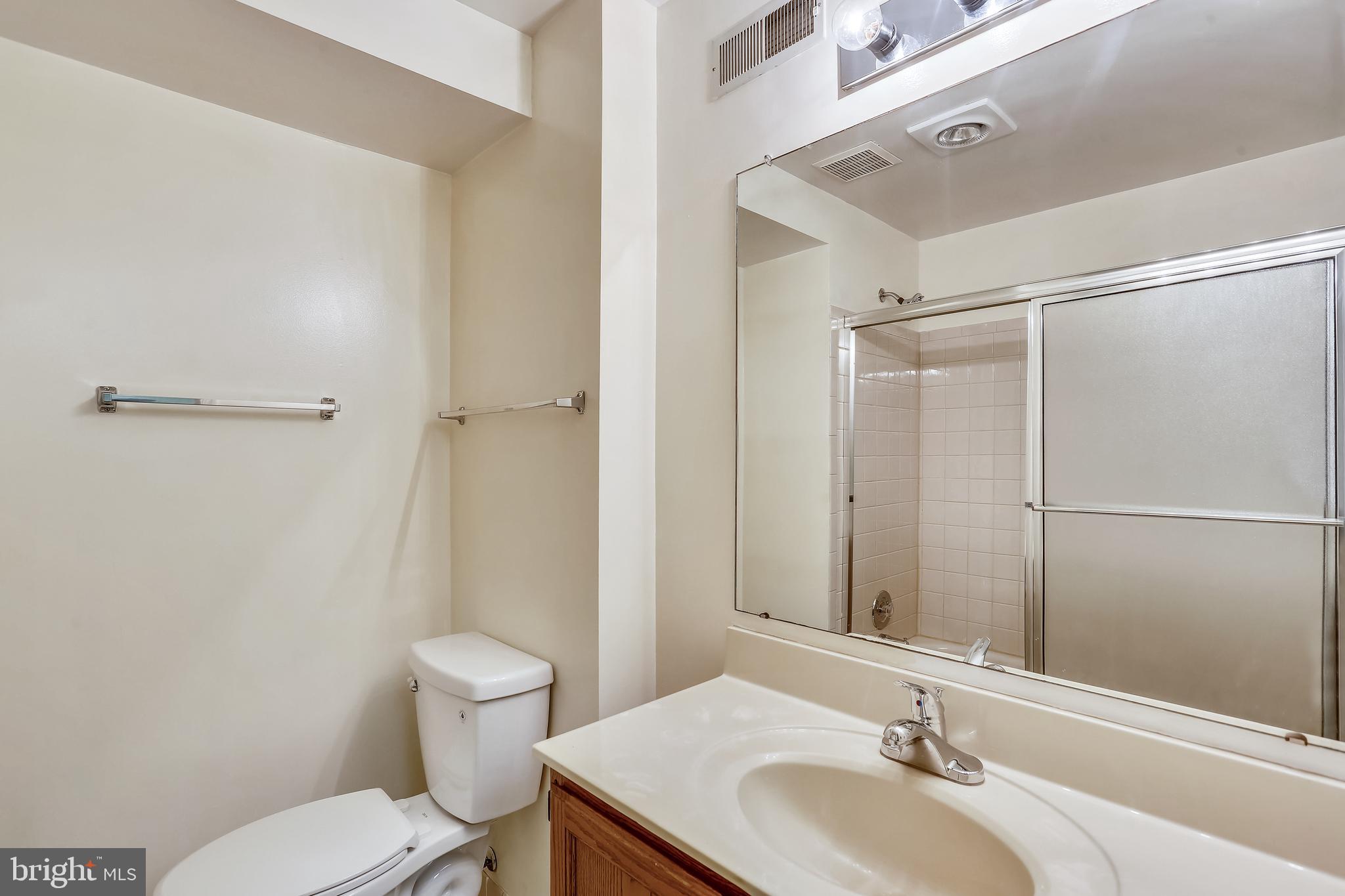 KEMP MILL - Residential Lease