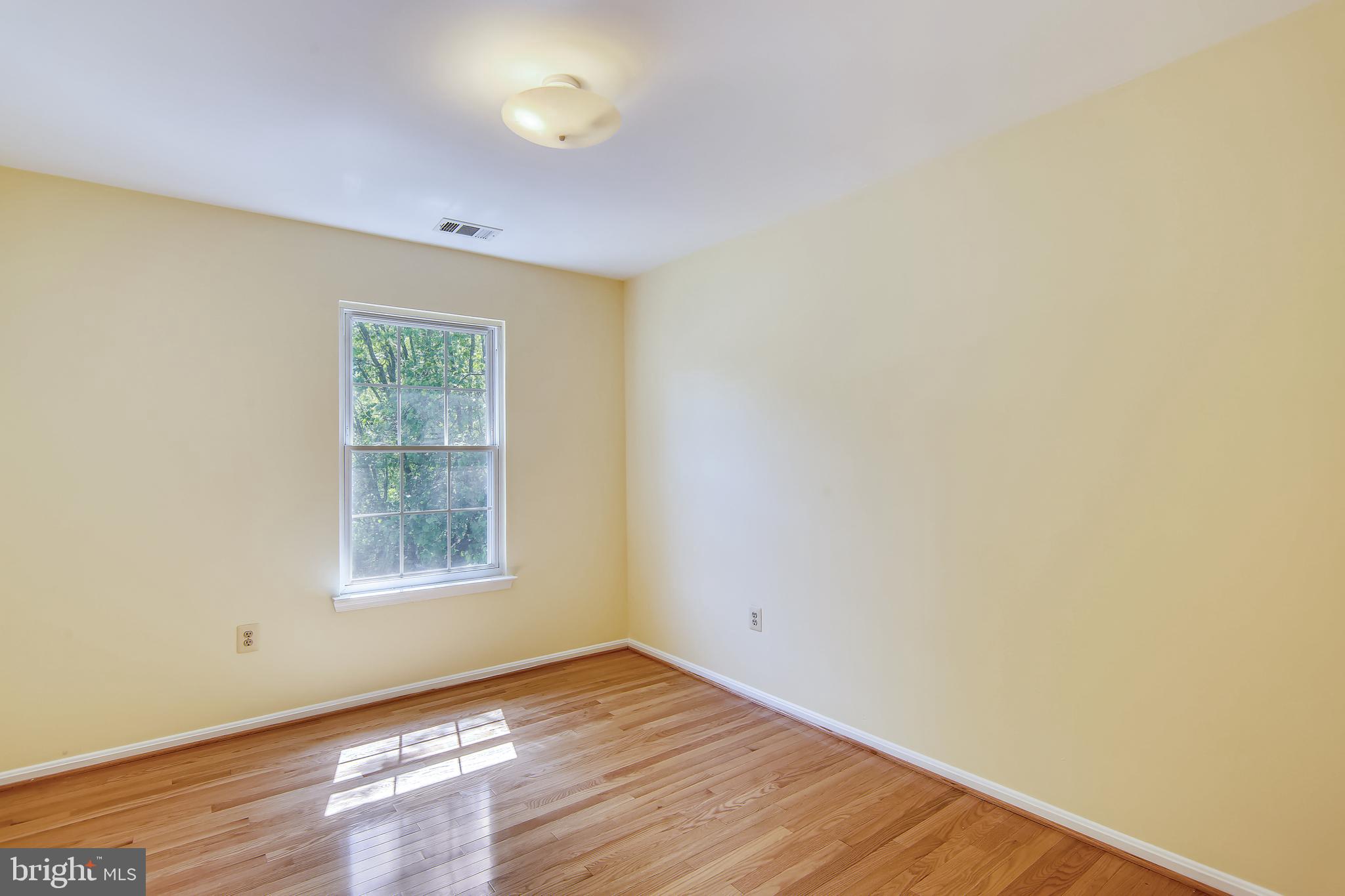 KEMP MILL - Residential Lease