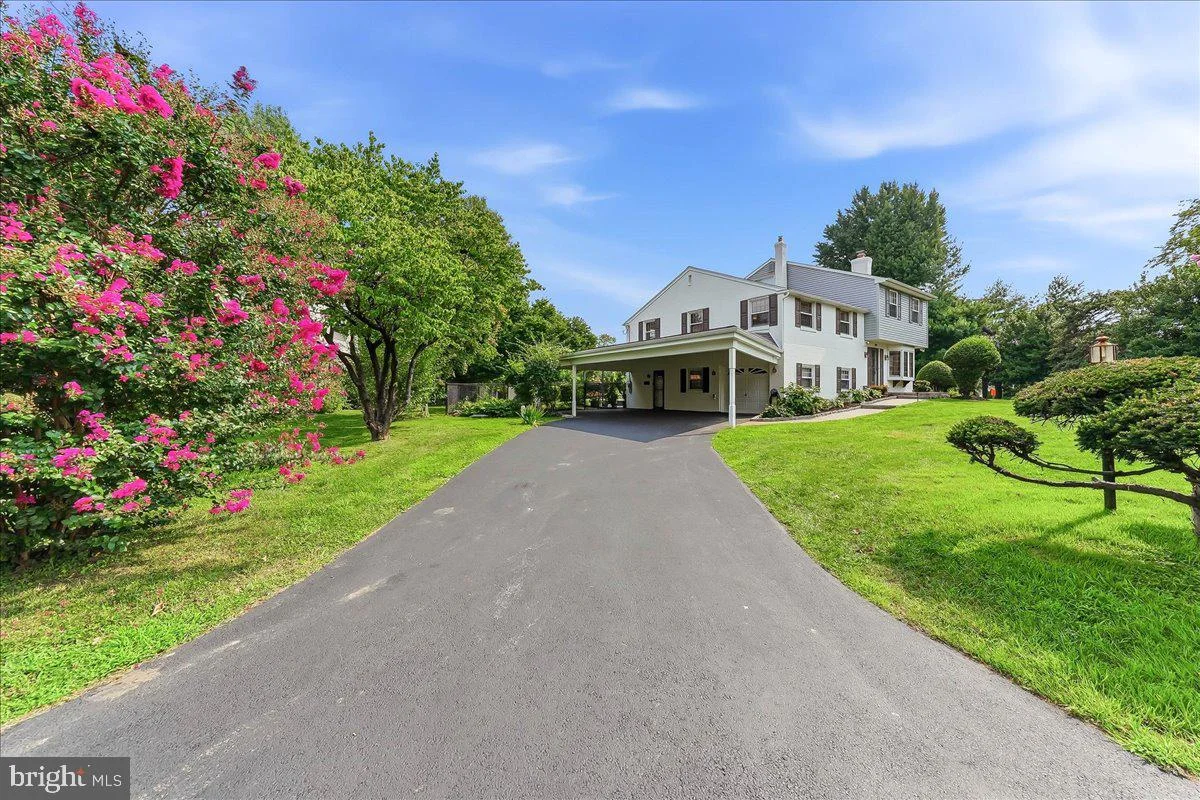 100 Governors Drive, Wallingford, PA, 19086