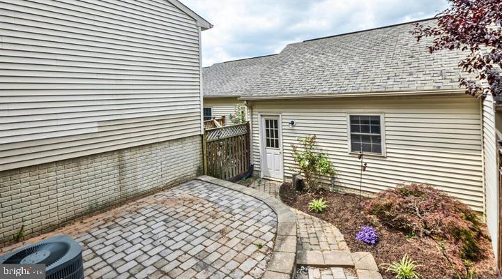 WORMANS MILL - Residential Lease