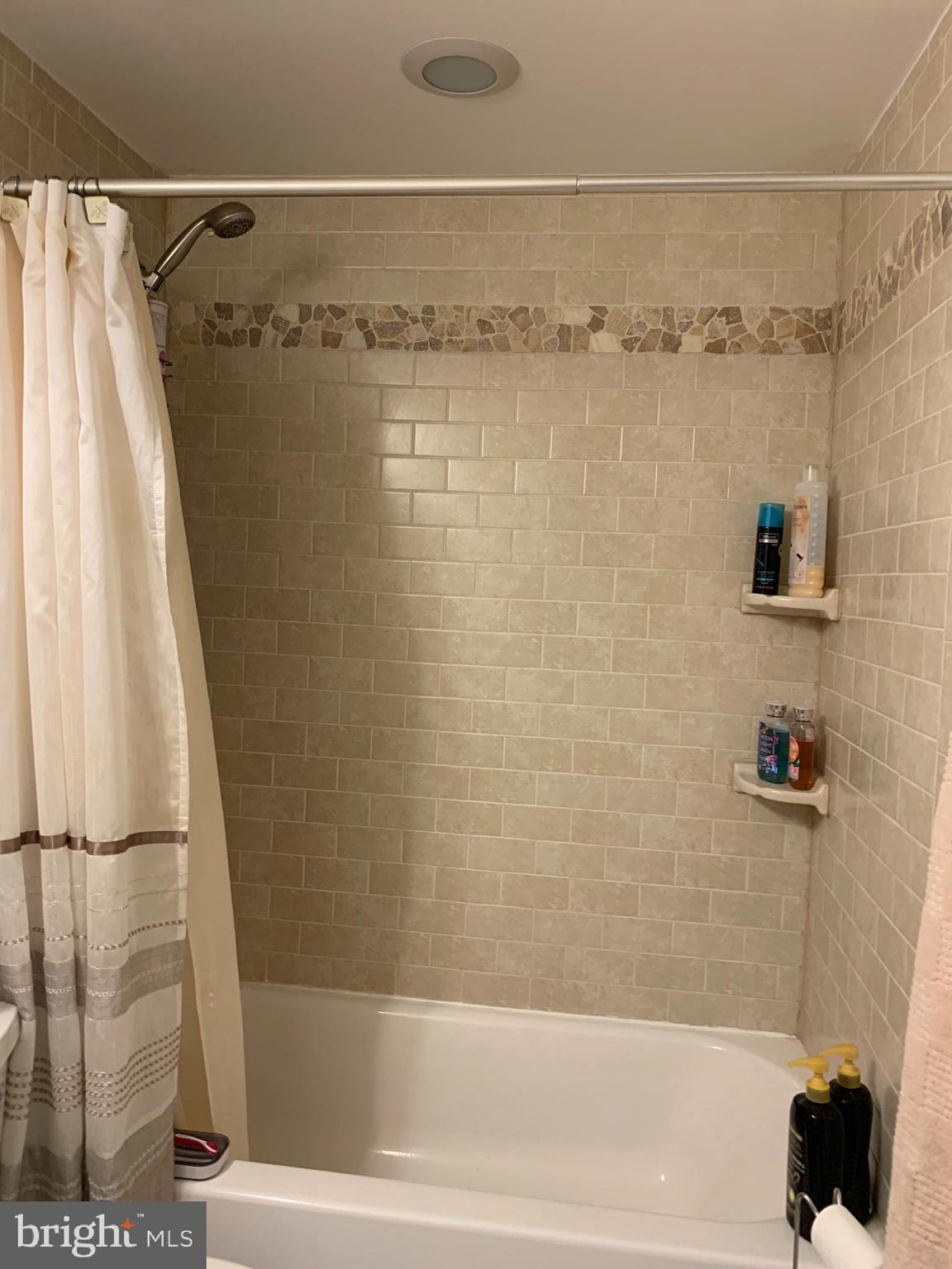 FRIENDSHIP GARDENS - Residential