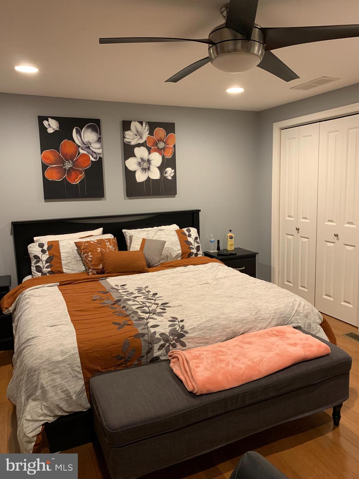 FRIENDSHIP GARDENS - Residential