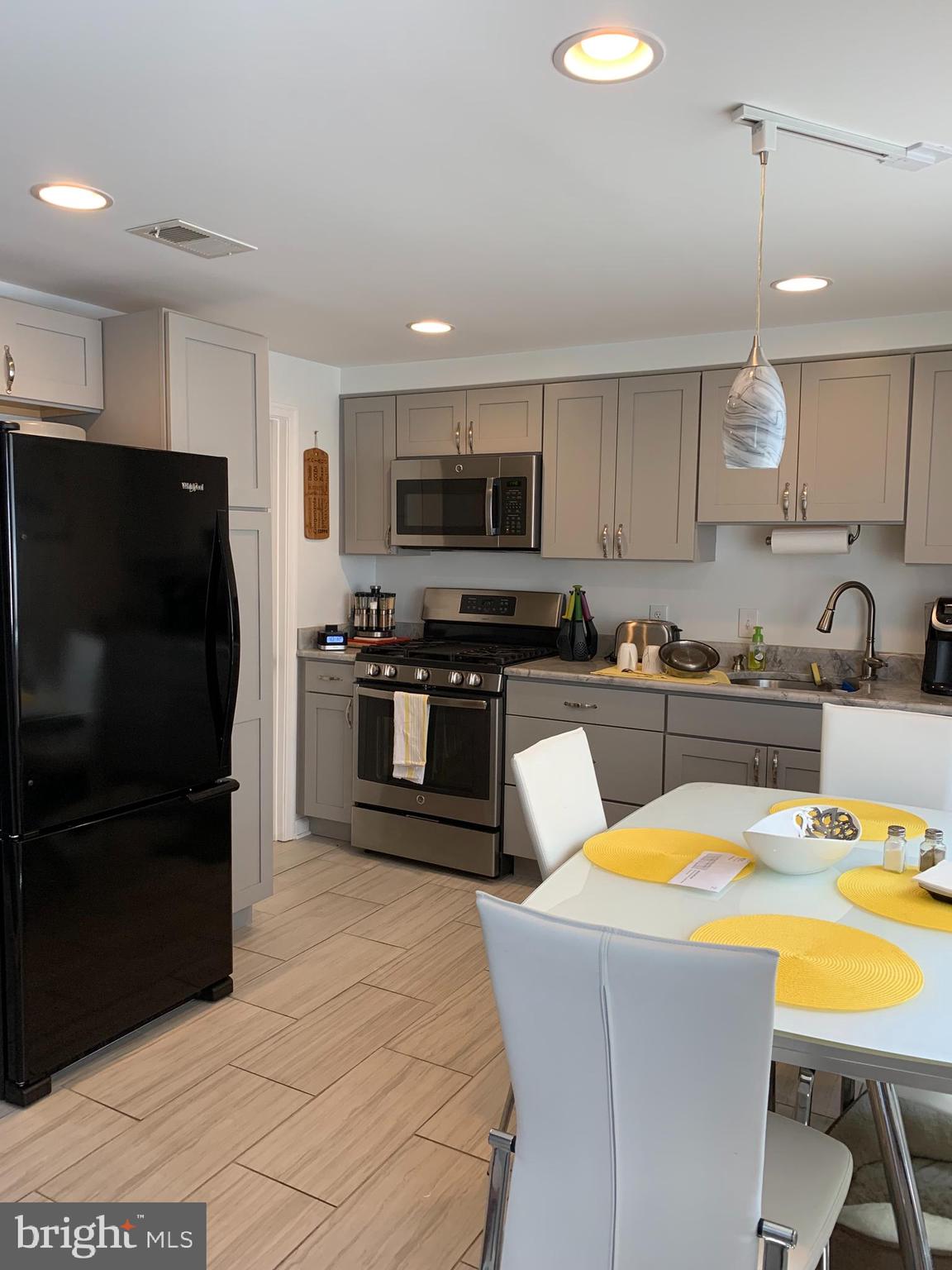 FRIENDSHIP GARDENS - Residential