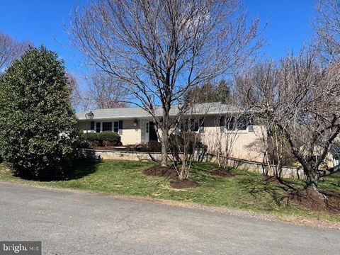 2701 VERILY COURT OAKTON VA 22124