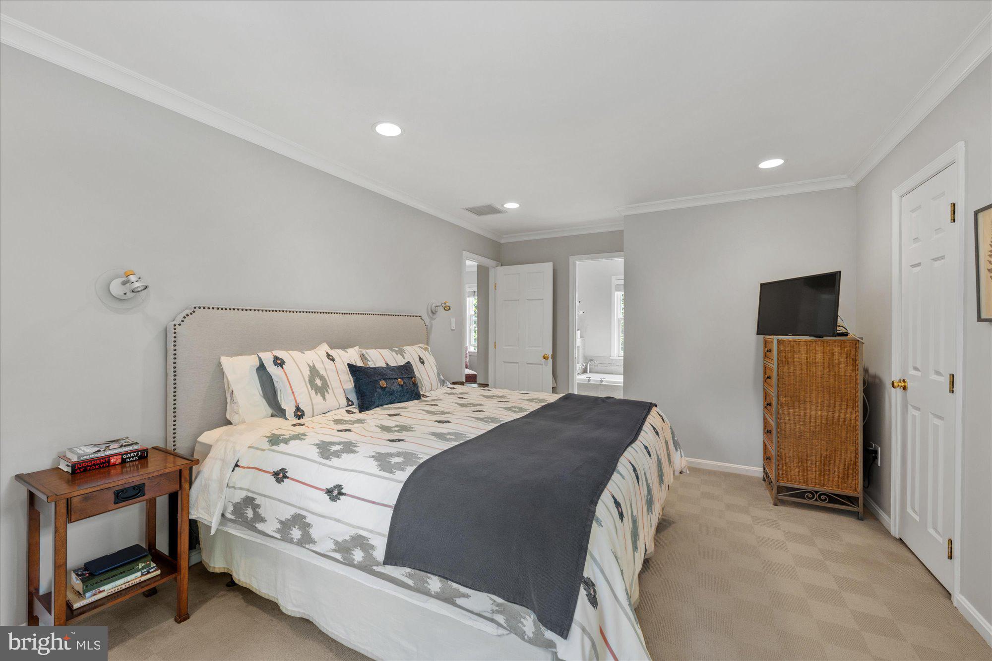 COHASSET - Residential