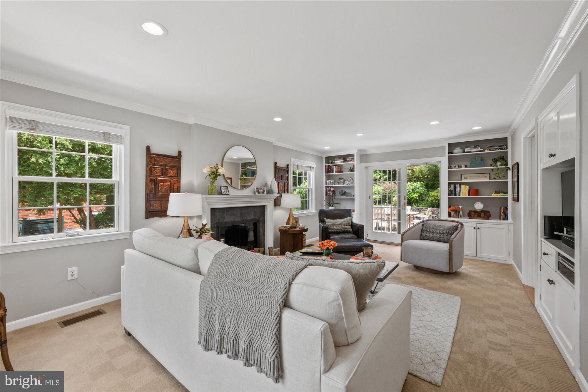 COHASSET - Residential