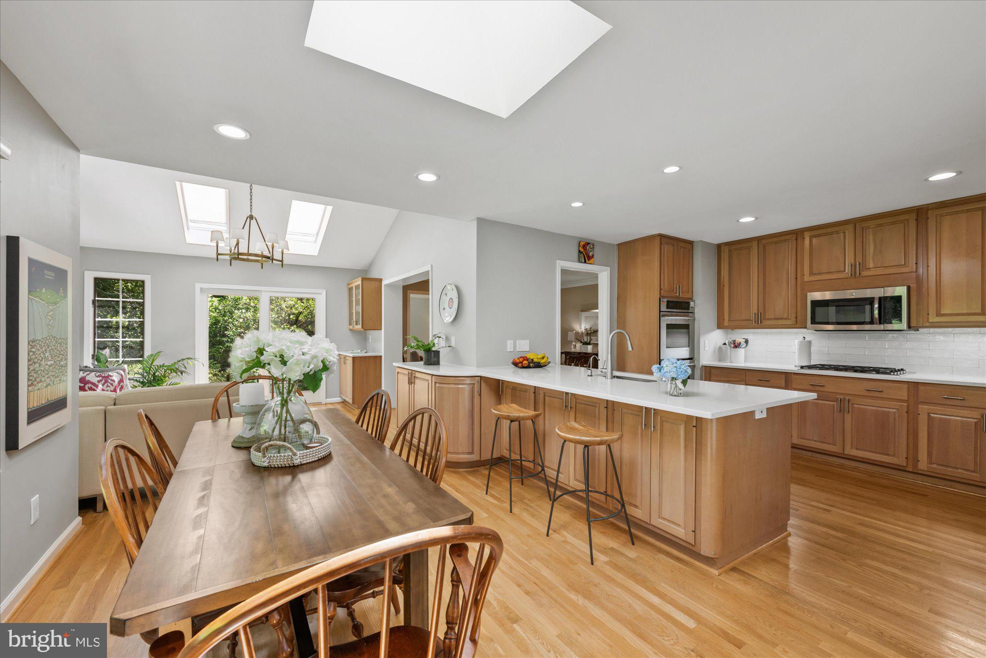 COHASSET - Residential