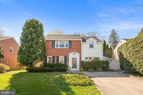 137 Barcladen Road, Bryn Mawr, PA 19010 - MLS#: PADE2112042