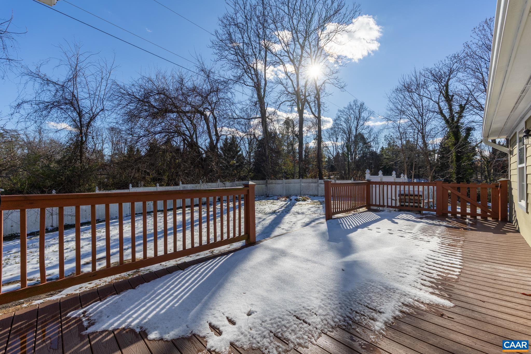 UNKNOWN - Residential Lease