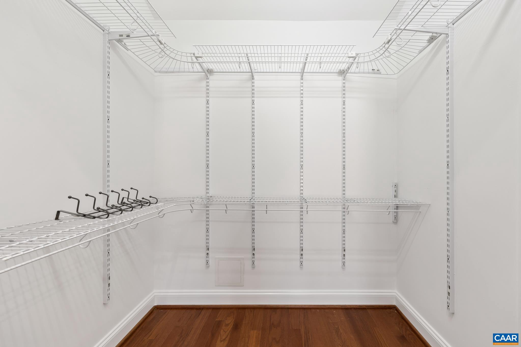 UNKNOWN - Residential Lease