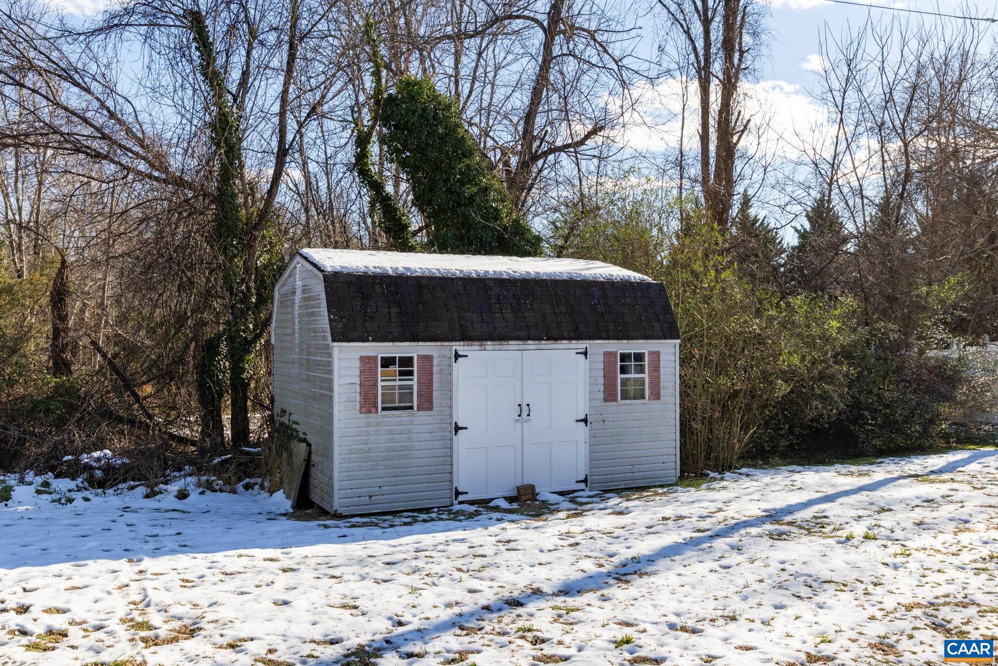 UNKNOWN - Residential Lease