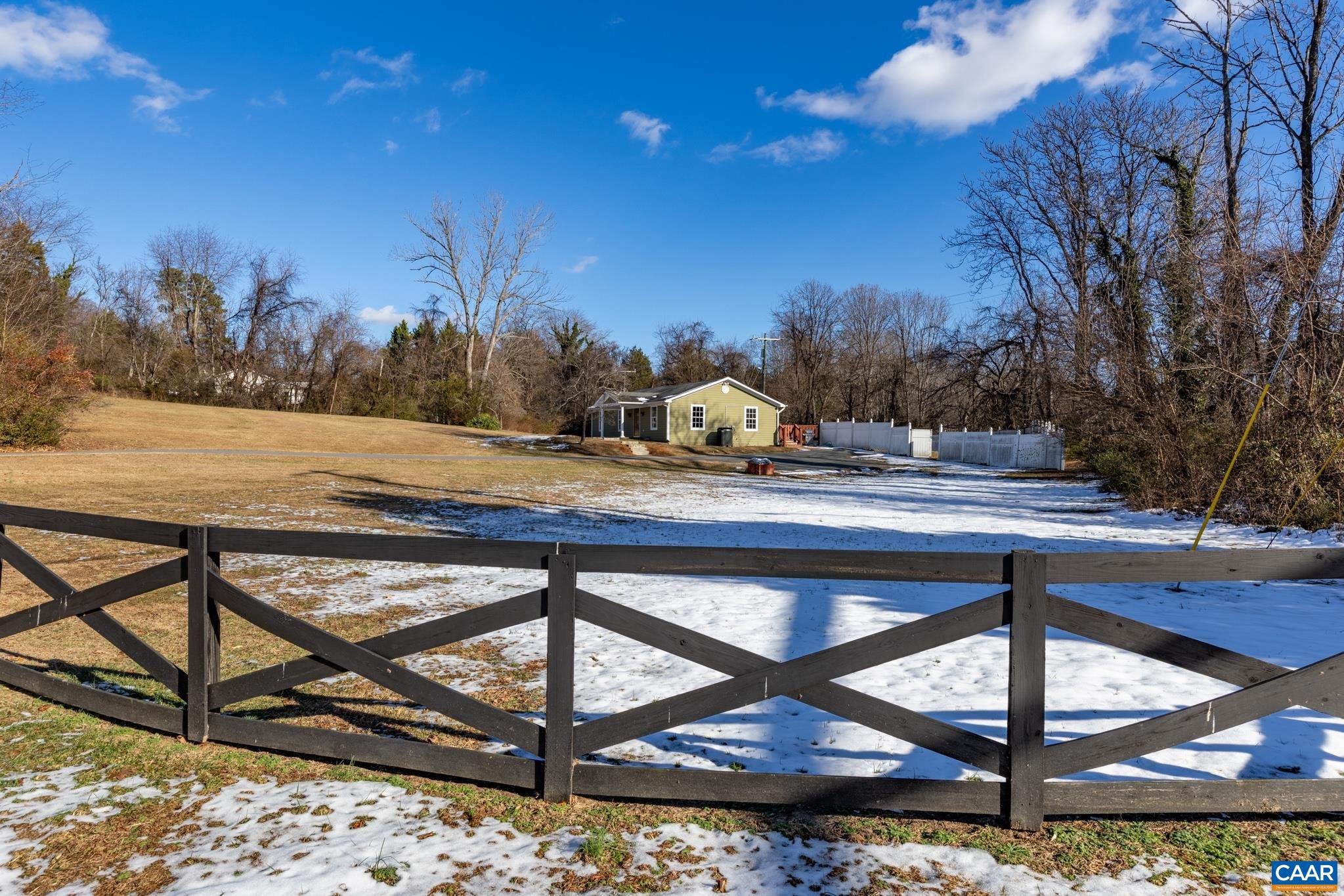 UNKNOWN - Residential Lease