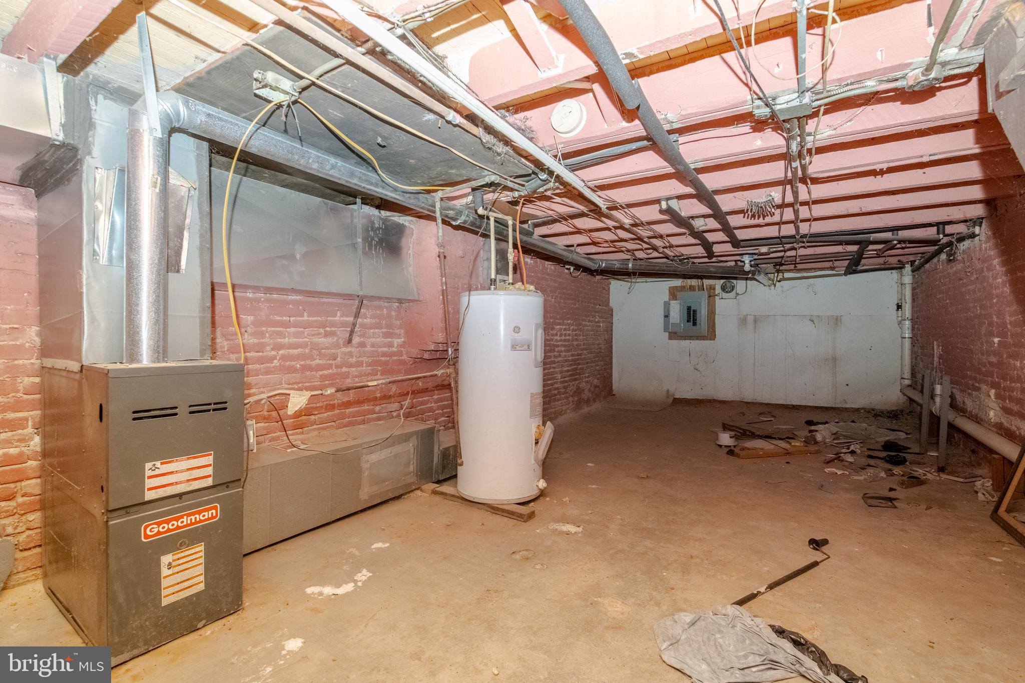 MADISON EASTEND - Residential