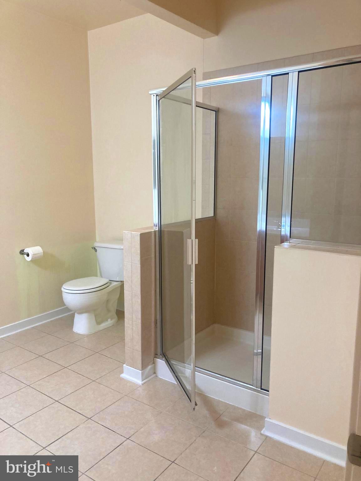 VILLAGE LOFTS - Residential