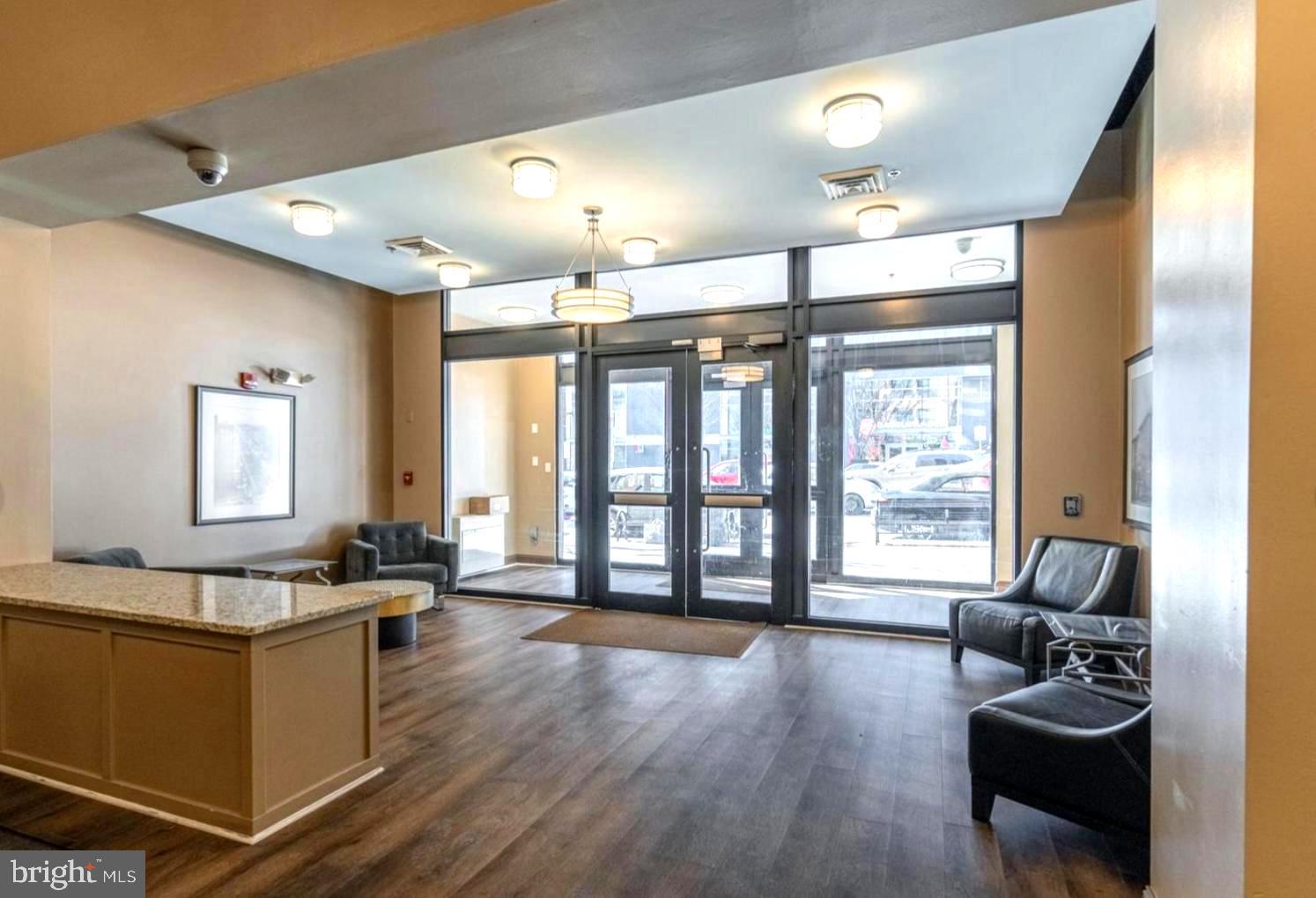 VILLAGE LOFTS - Residential