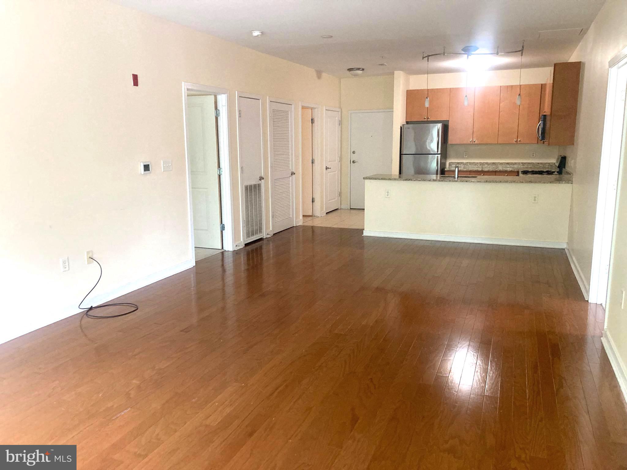 VILLAGE LOFTS - Residential