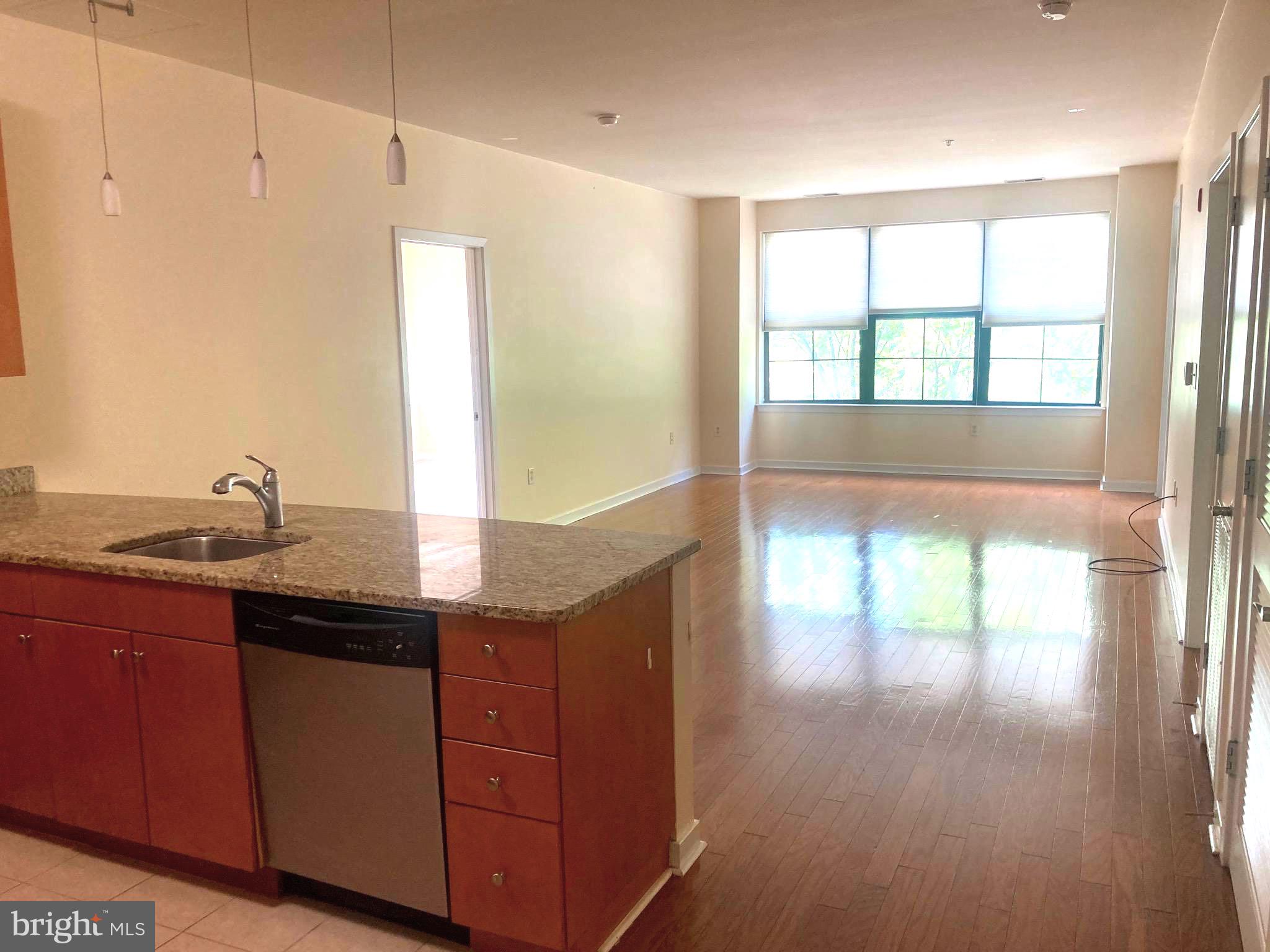 VILLAGE LOFTS - Residential