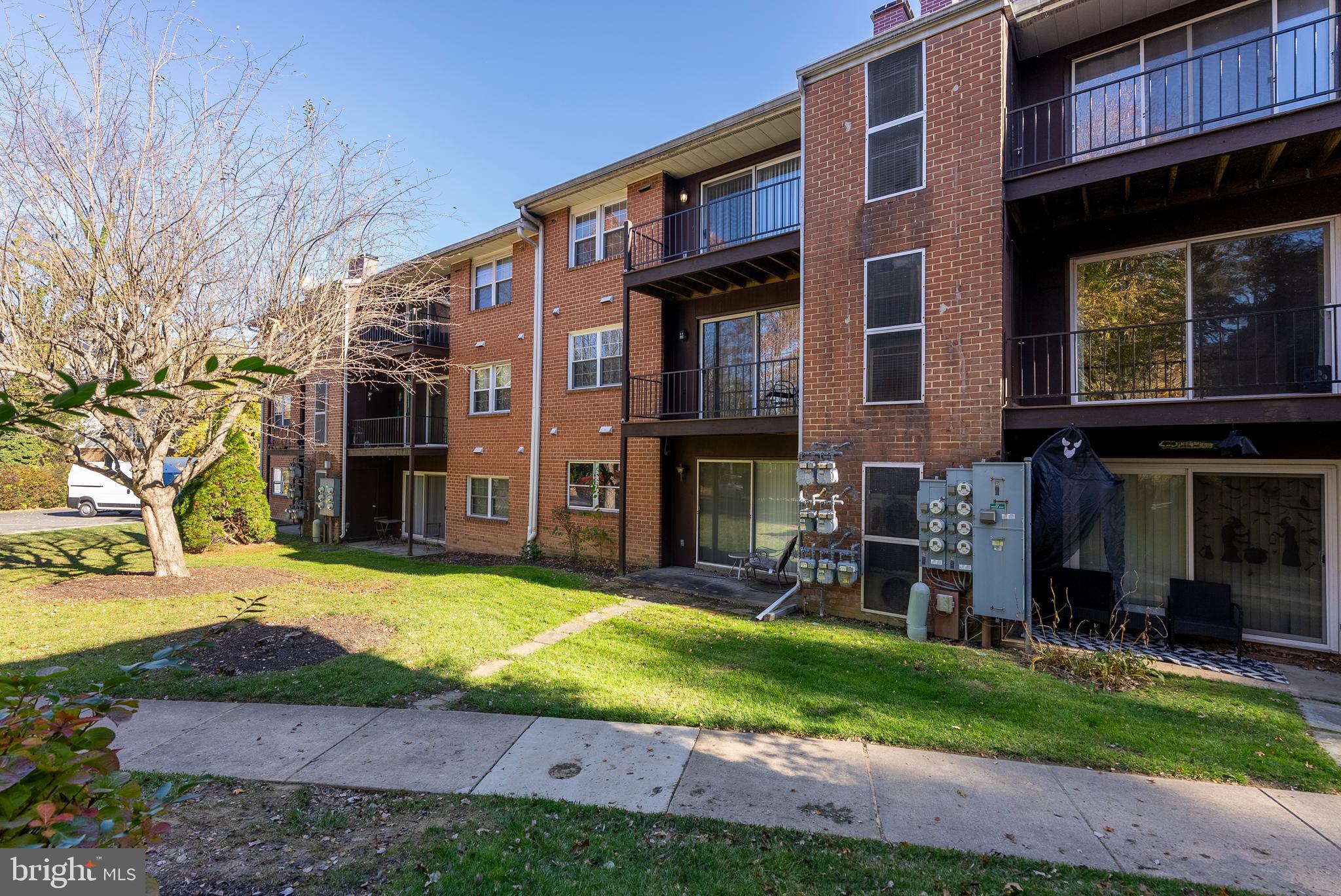 HICKORY HILLS CONDOMINIUMS - Residential