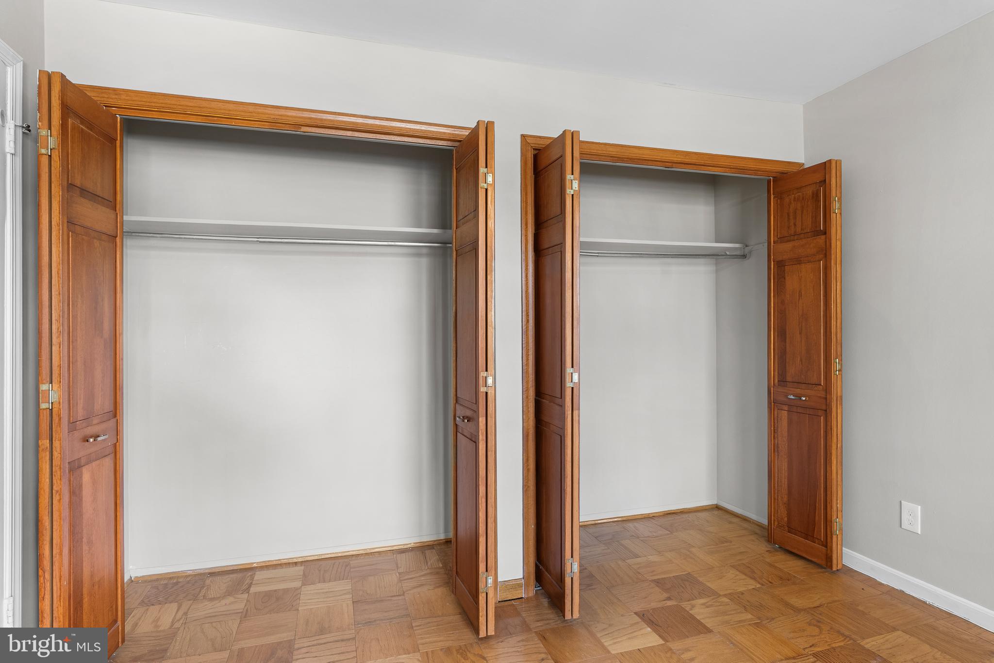 HICKORY HILLS CONDOMINIUMS - Residential