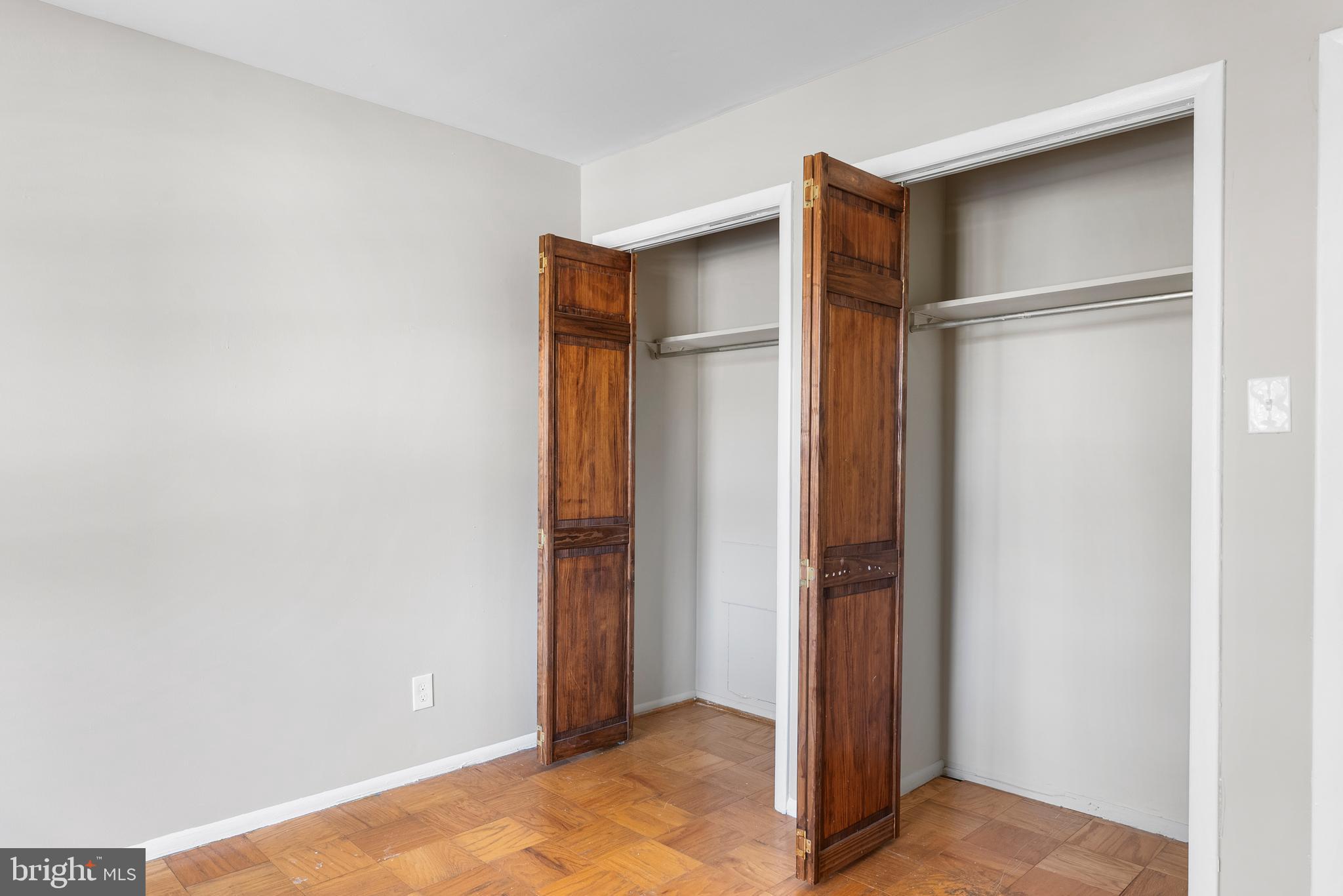 HICKORY HILLS CONDOMINIUMS - Residential