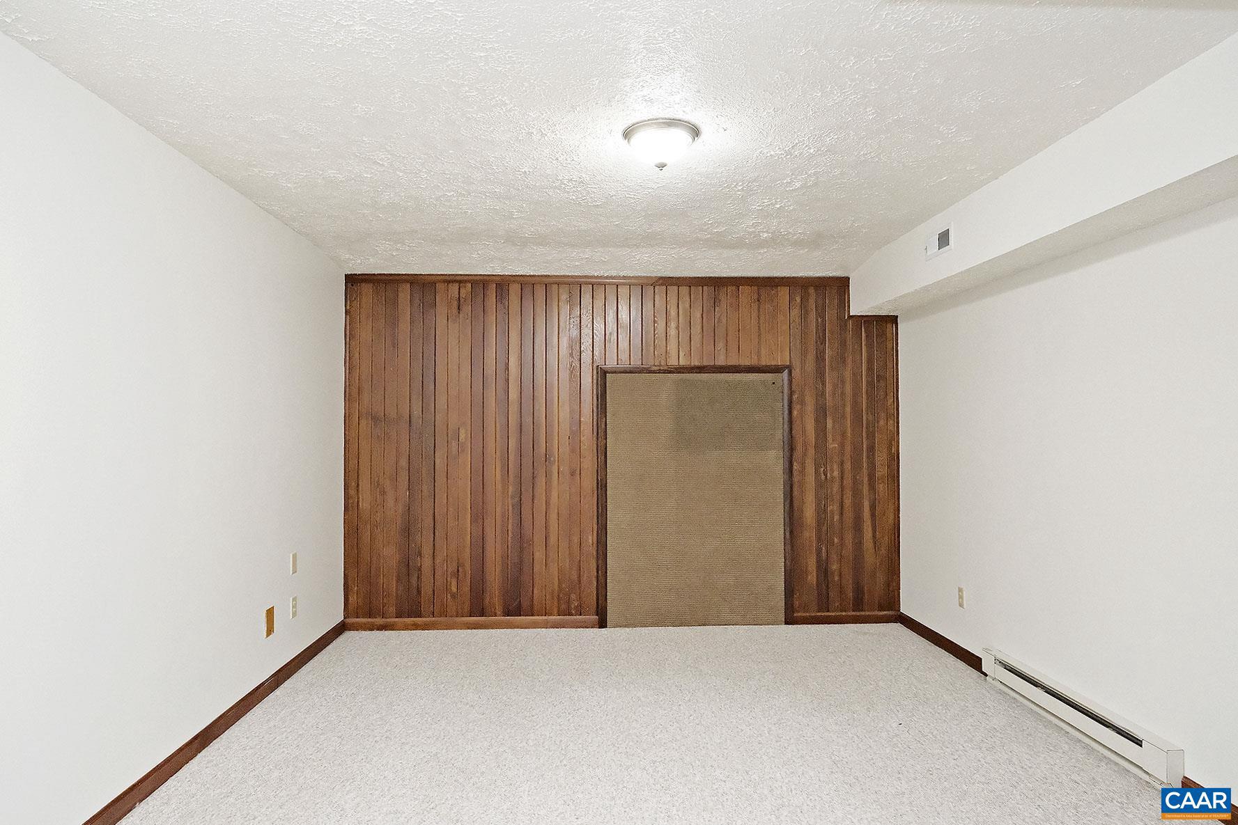 UNKNOWN - Residential Lease