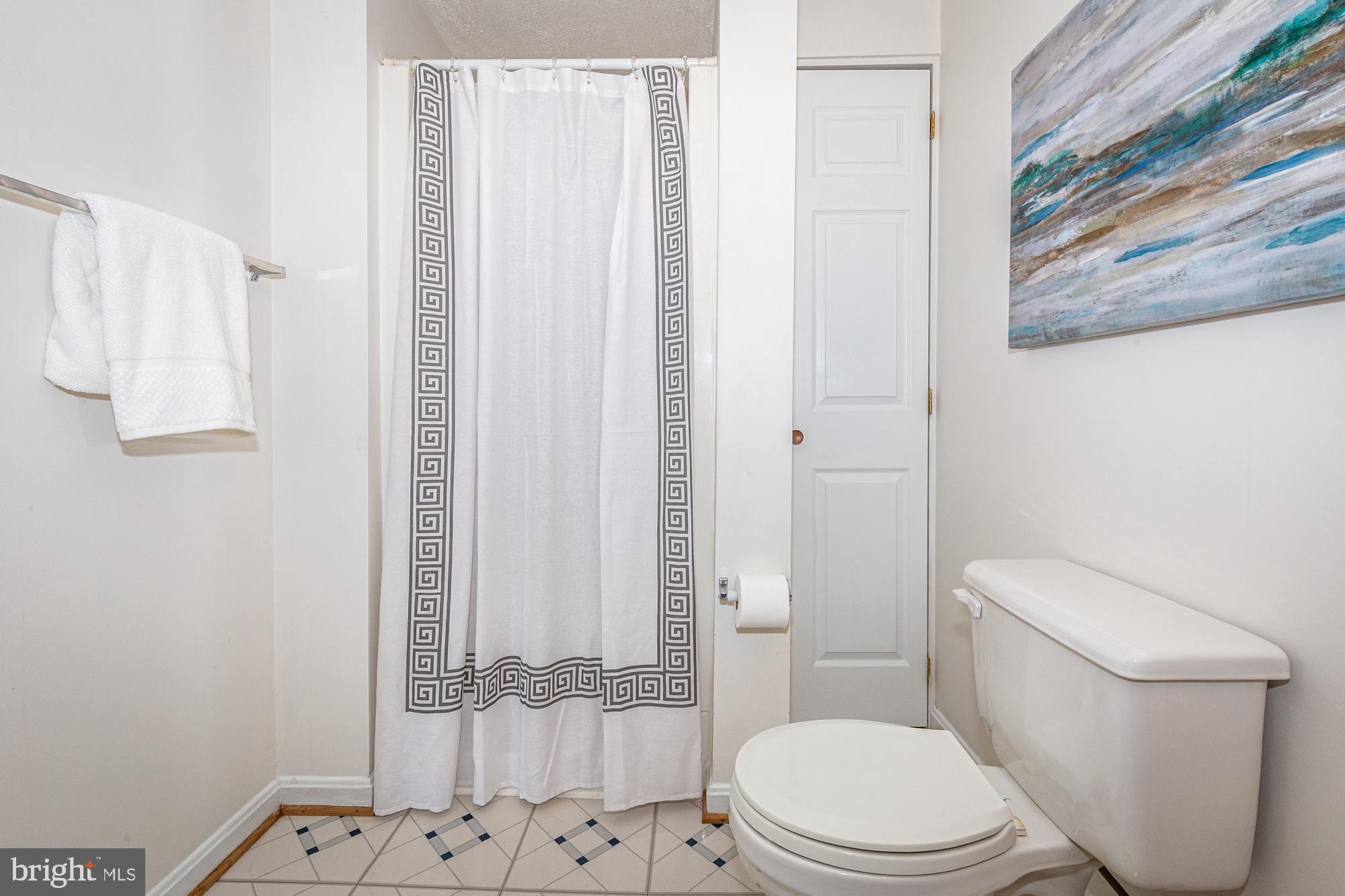 BEECHWOOD HILL - Residential