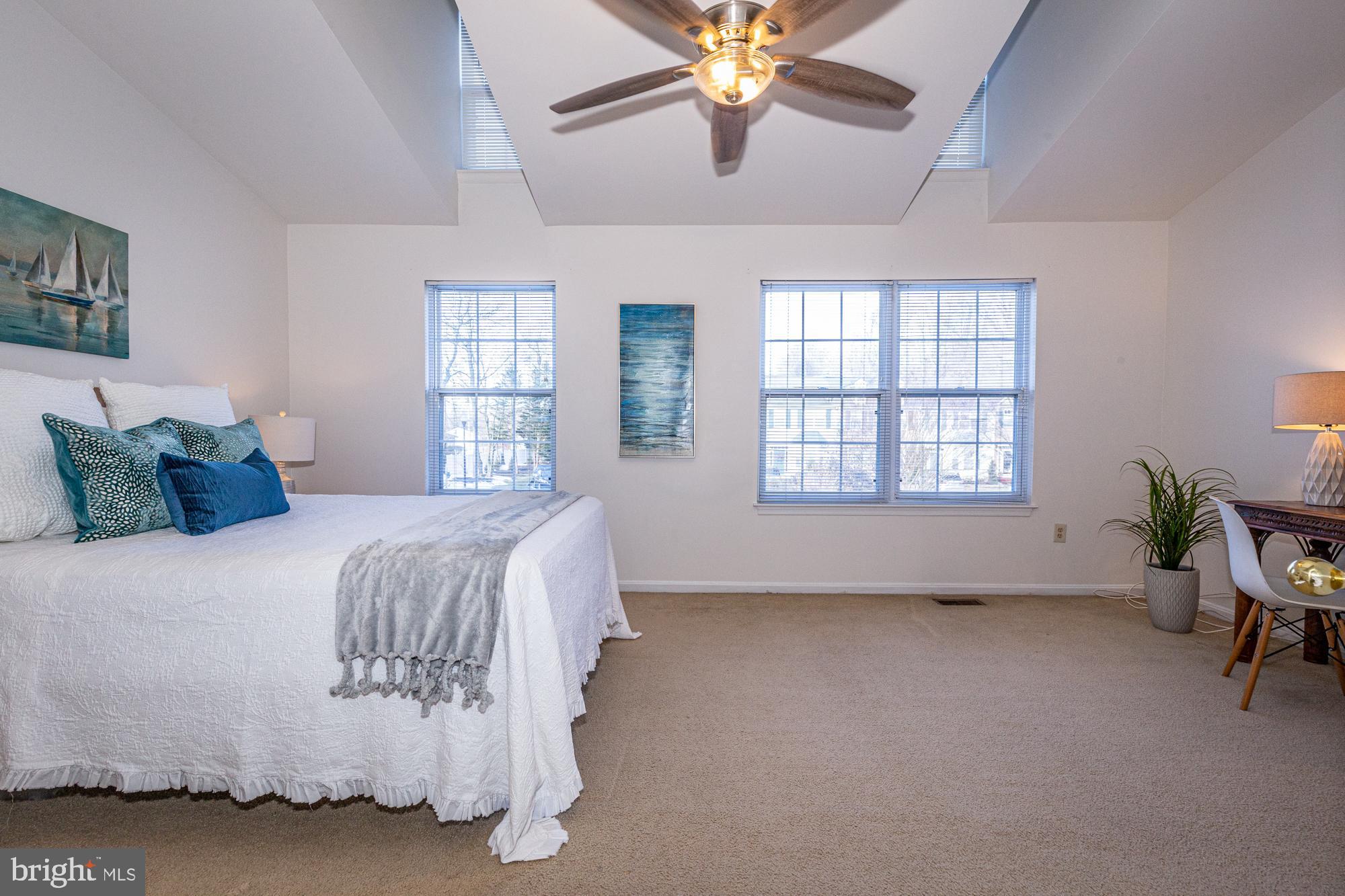 BEECHWOOD HILL - Residential