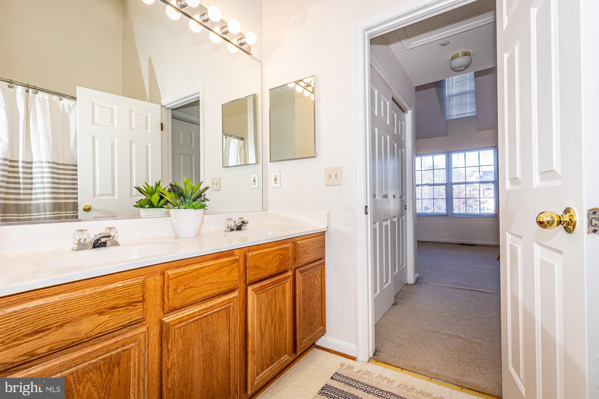 BEECHWOOD HILL - Residential