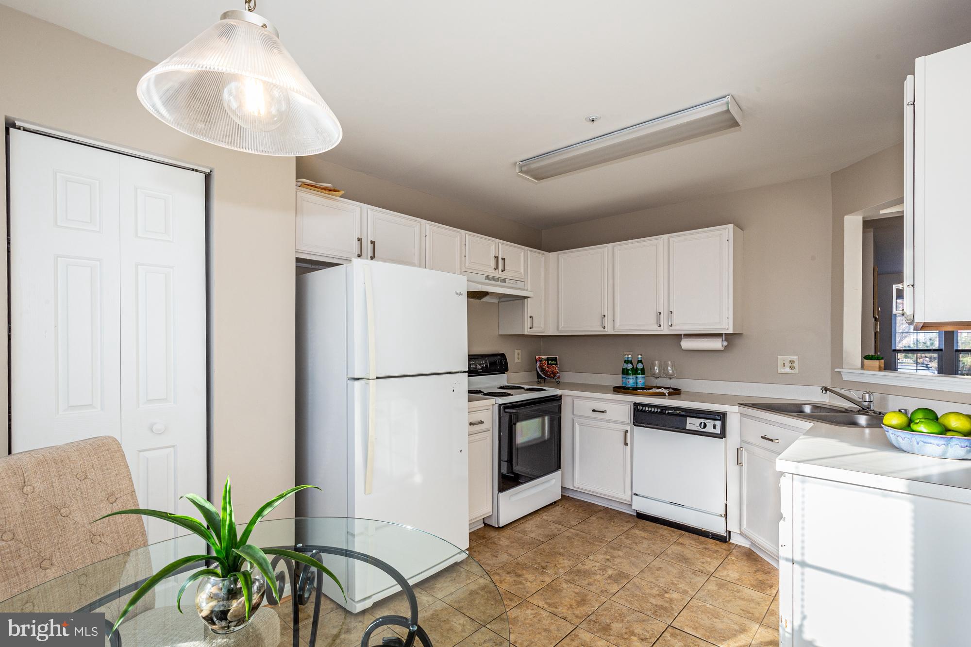 BEECHWOOD HILL - Residential