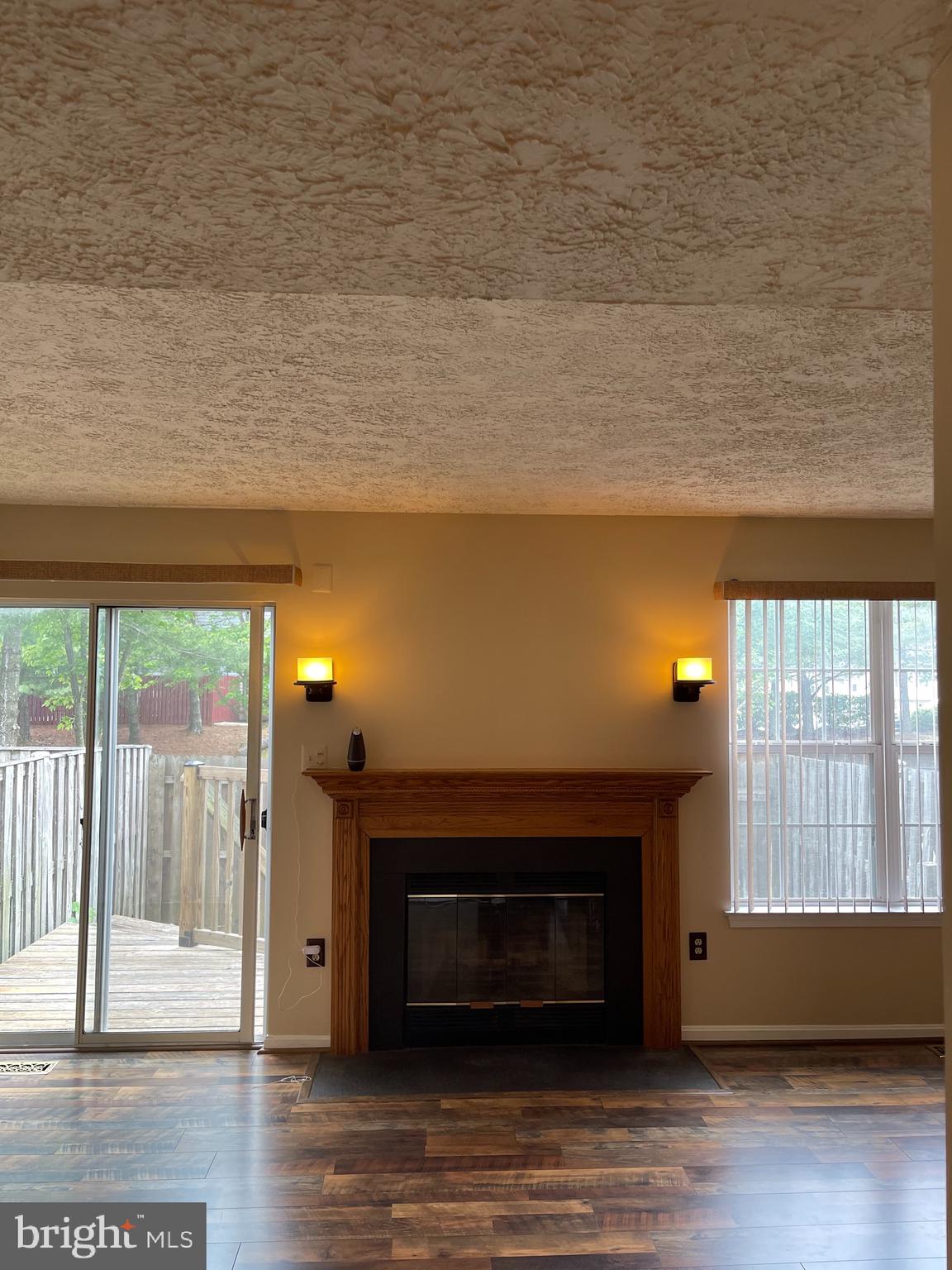 SOUTH HAMPTON - Residential