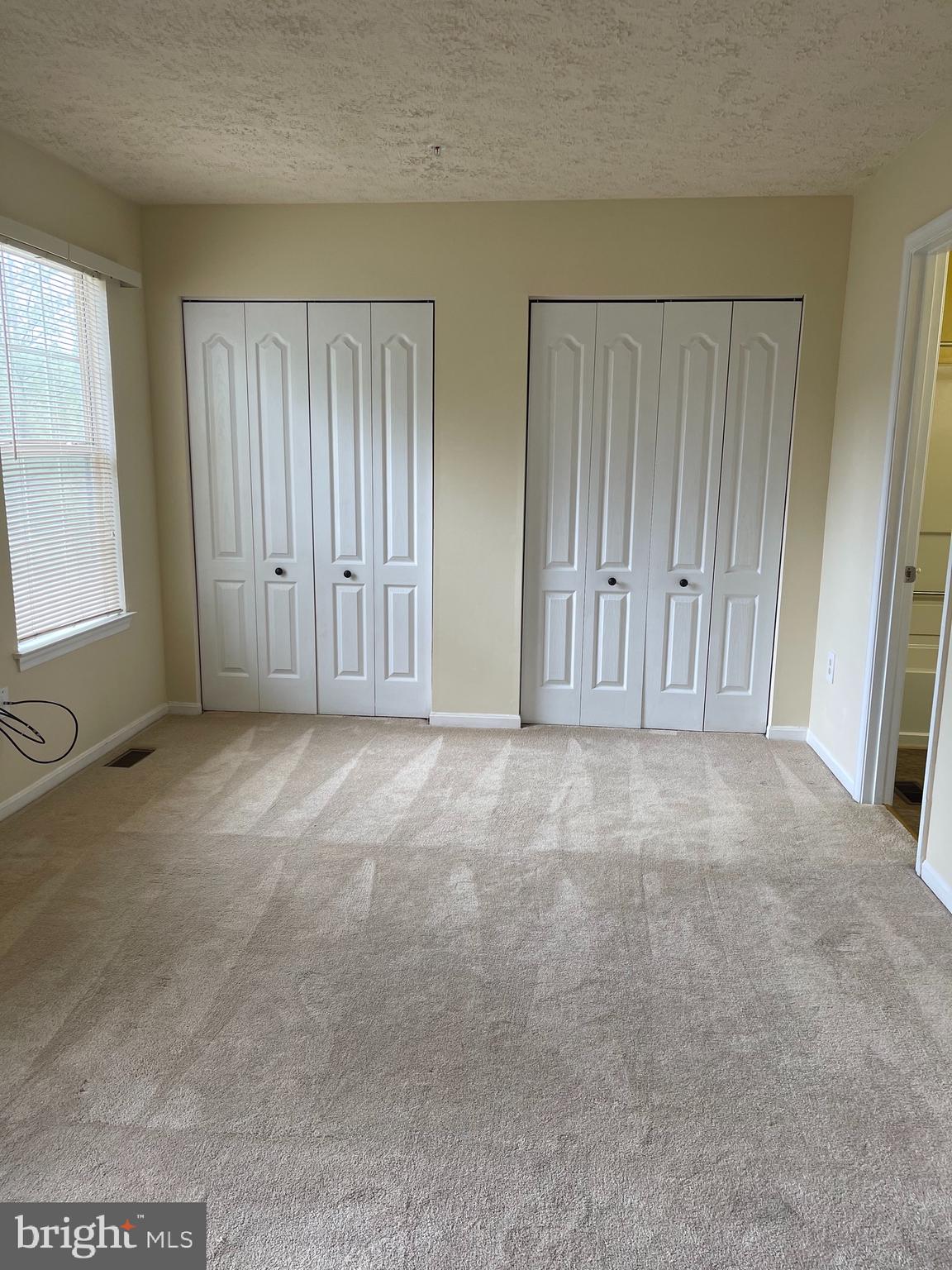 SOUTH HAMPTON - Residential