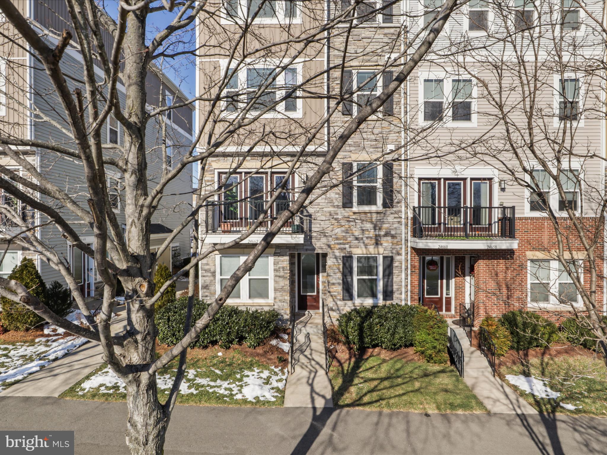 STONE RIDGE - Residential