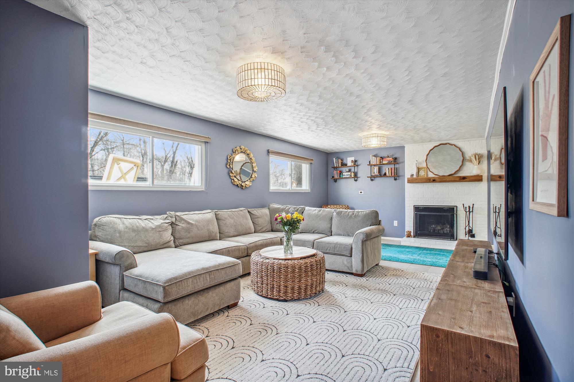 WESTVIEW HILLS - Residential