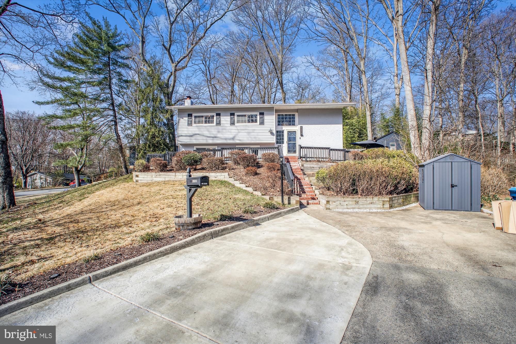 WESTVIEW HILLS - Residential